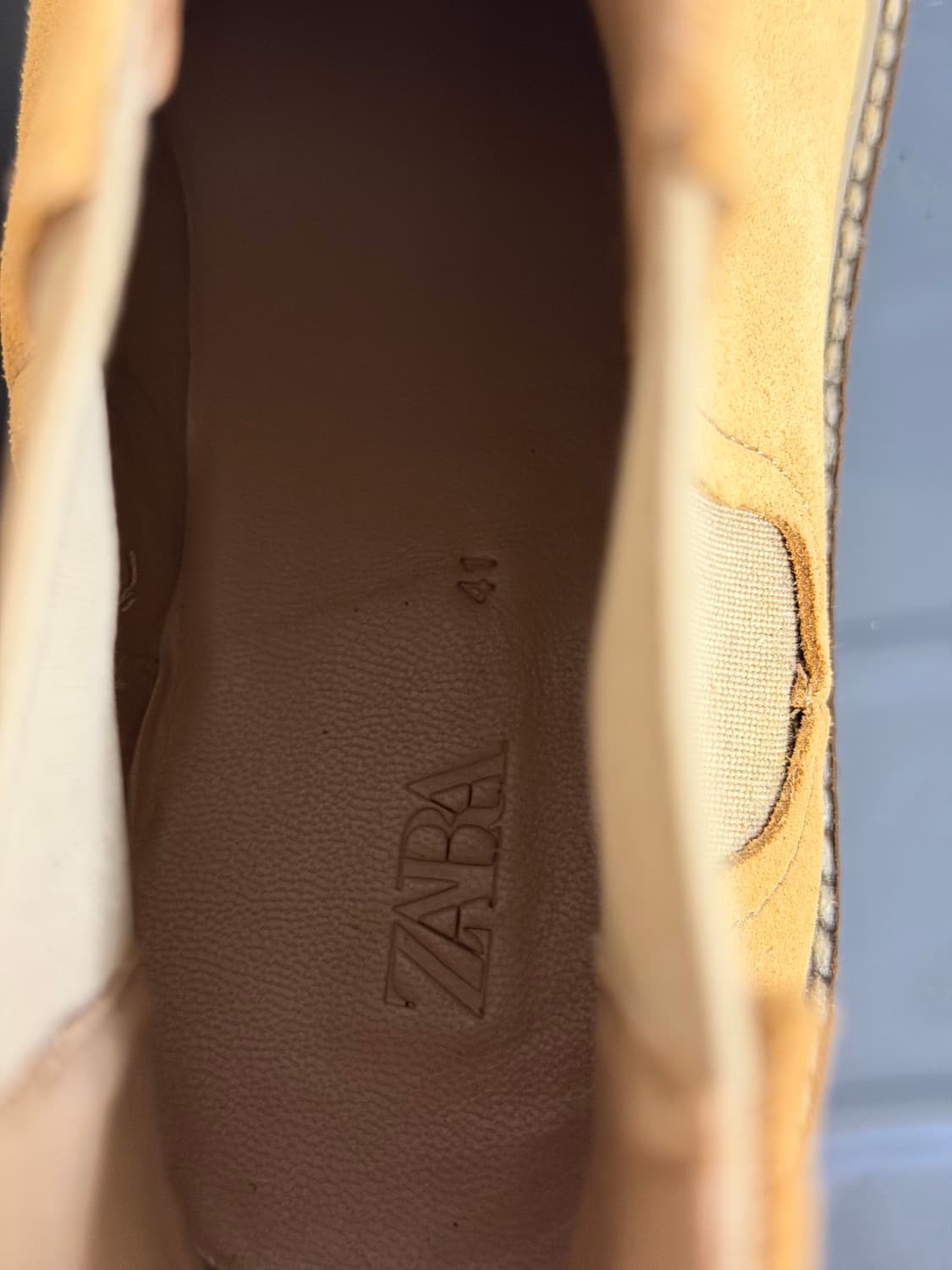 ZARA 스웨이드 첼시 부츠 41 베이지 상품이미지3