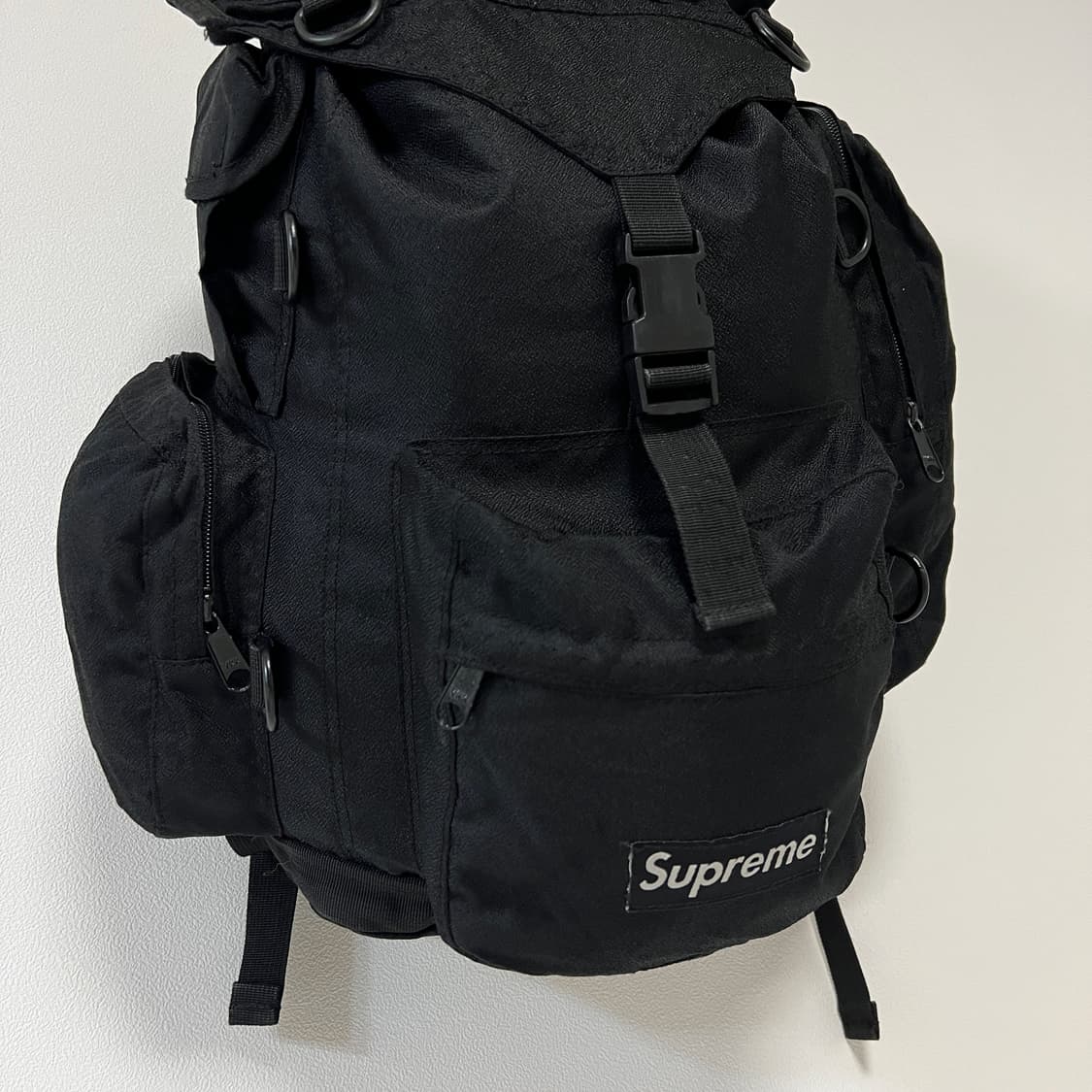 슈프림 05FW Scatter Weave 백팩 블랙 상품이미지3