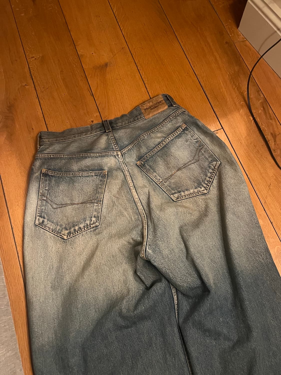 [XS] 발렌시아가 라지배기 코티드 데님 상품이미지4