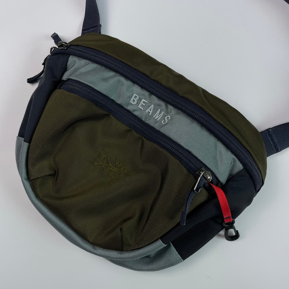 ARC'TERYX BEAMS 아크테릭스 빔즈 숄더백 상품이미지3