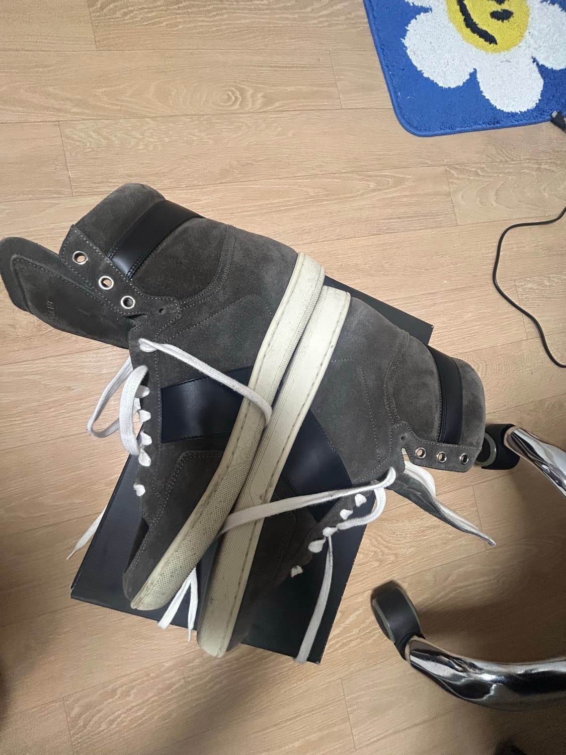 생로랑 하이탑 신발 상품이미지6