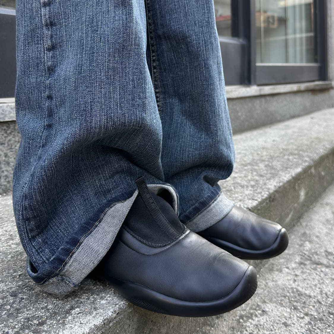 00s 블랙 가죽 프라다 스포츠 스니커즈 상품이미지1