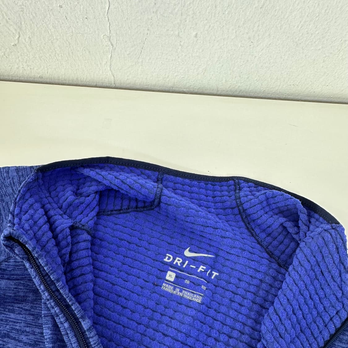 XL 나이키런닝 퍼플 스카치스우시 핑거홀 반집업 런닝긴팔티 상품이미지5