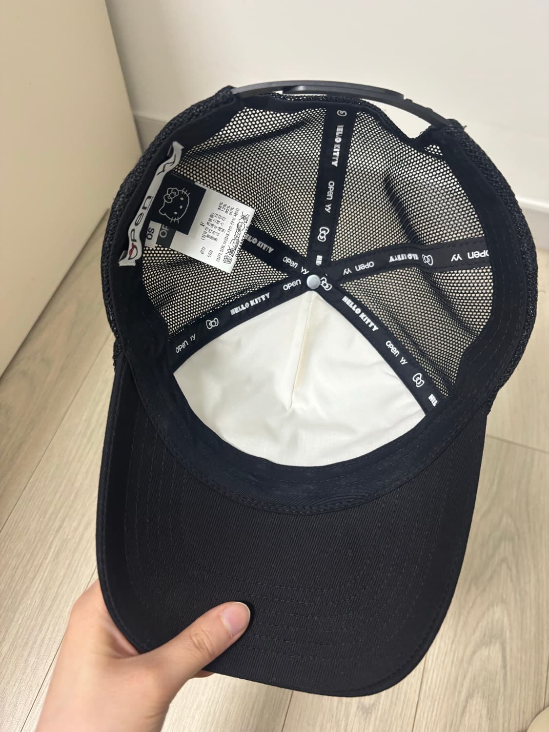 오픈 Yy x 헬로키티 트러커캡 블랙 상품이미지3