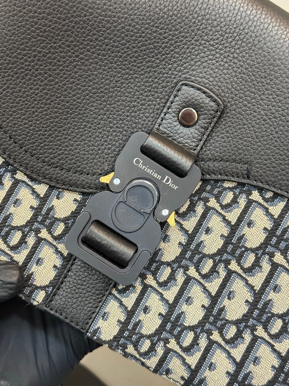 디올 오블리크 플랩 메신저 크로스백  상품이미지3