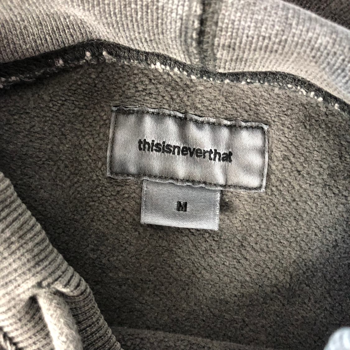 디네뎃 후드티 상품이미지4