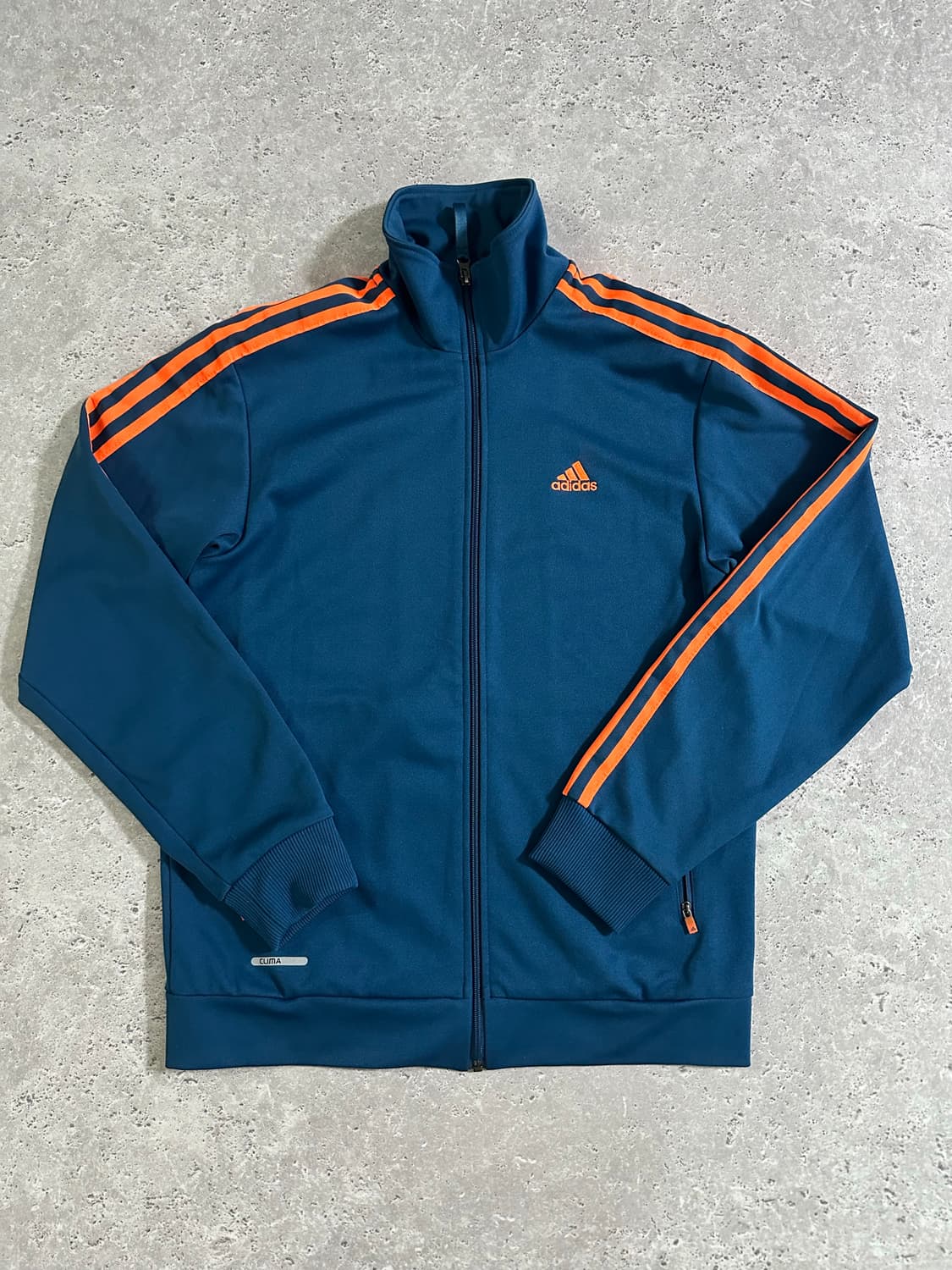 올드스쿨 퍼포먼스 트랙탑 & 트랙팬츠 셋업 상품이미지2