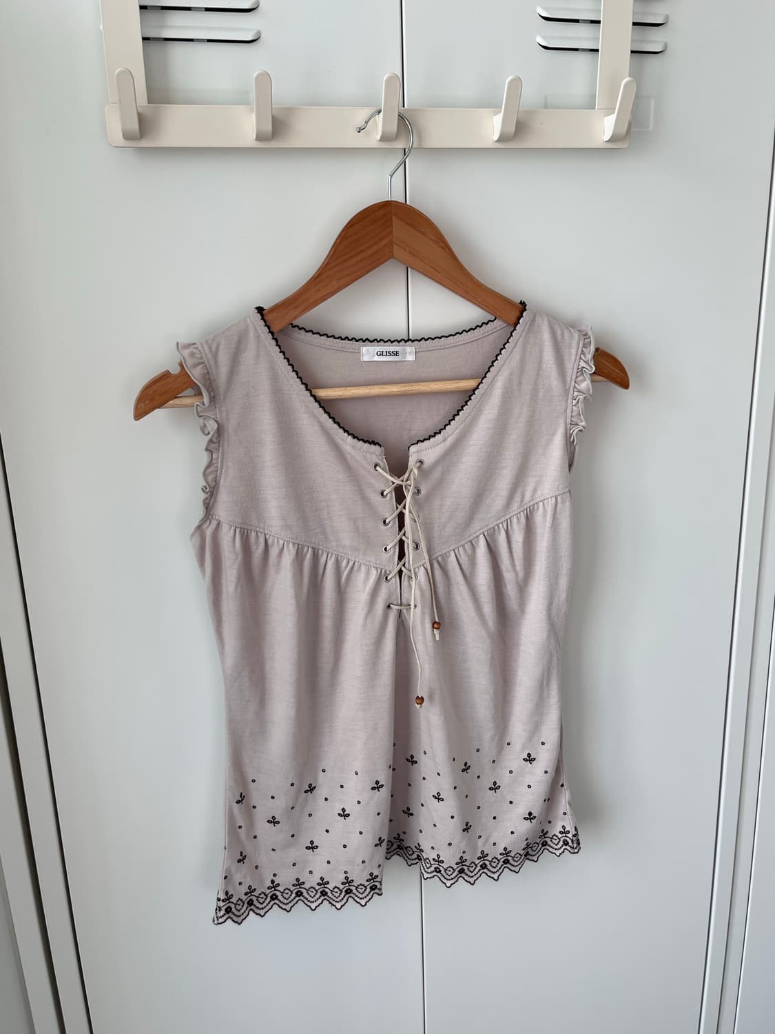 Glisse 자수 프릴 슬리브리스 상품이미지6