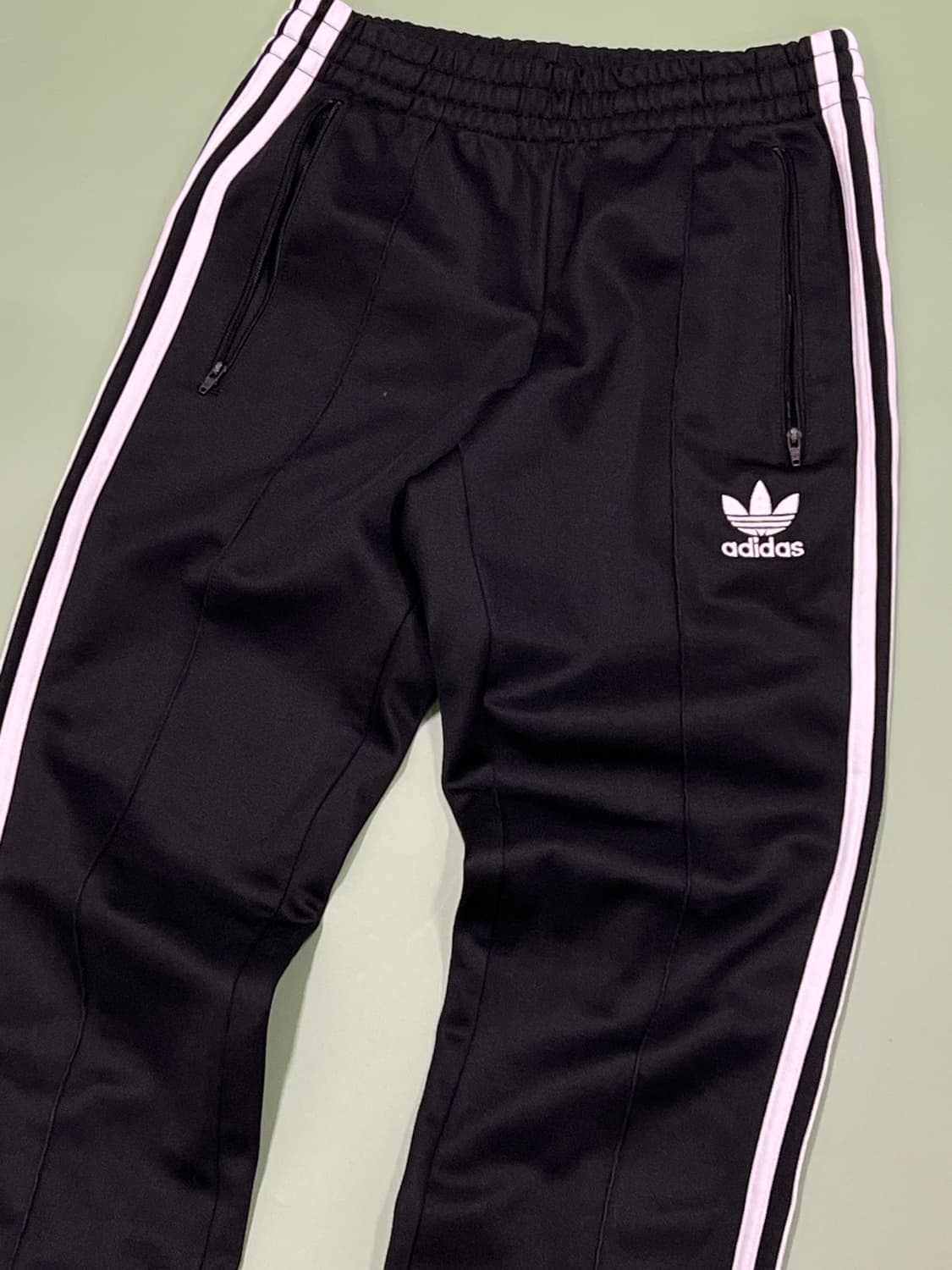 (XS) 아디다스 유로파 트랙 팬츠 블랙 상품이미지3