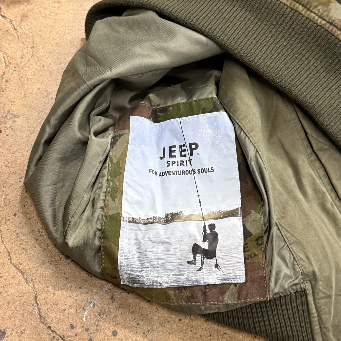 [정품/M] jeep 지프 카모 패턴 후드 야상 점퍼 b19 상품이미지6