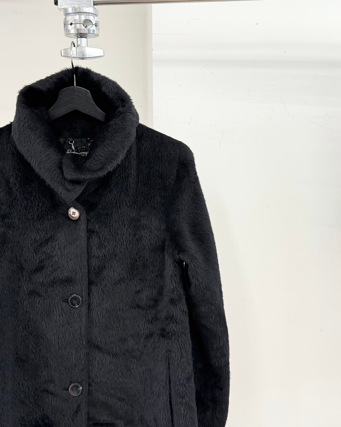 살바토레 페라가모 블랙 알파카 퍼코트 상품이미지4