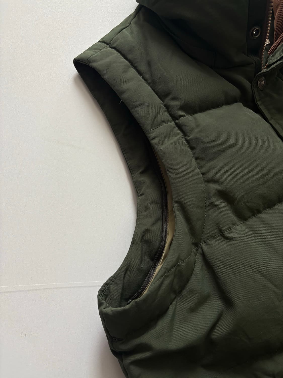 Levi's 리바이스 카키 패딩 조끼 상품이미지10