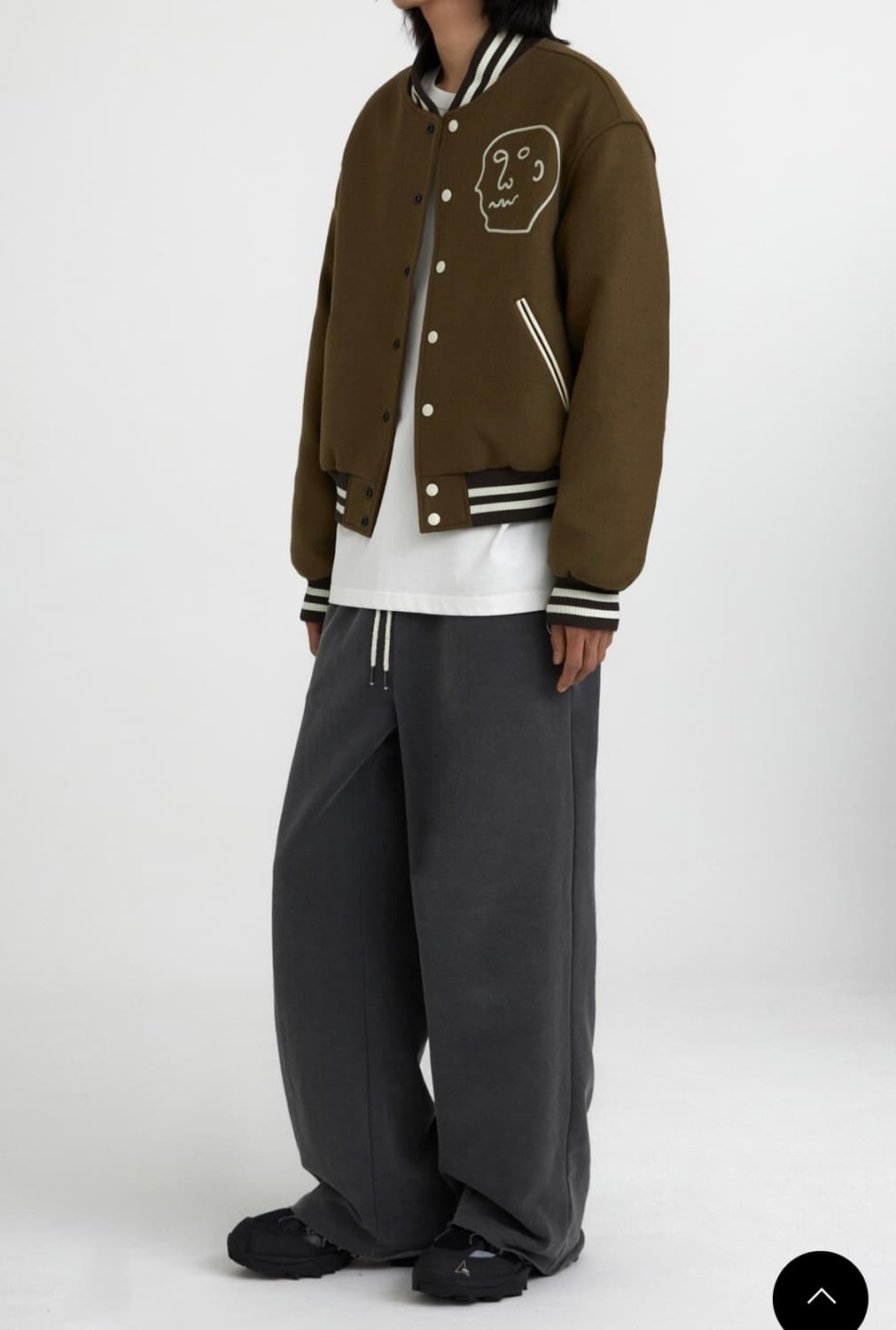 1011 Gallery 바시티 자켓 카키 L 상품이미지1