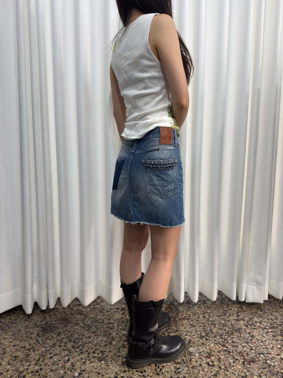 benntton printing sleeveless 상품이미지4