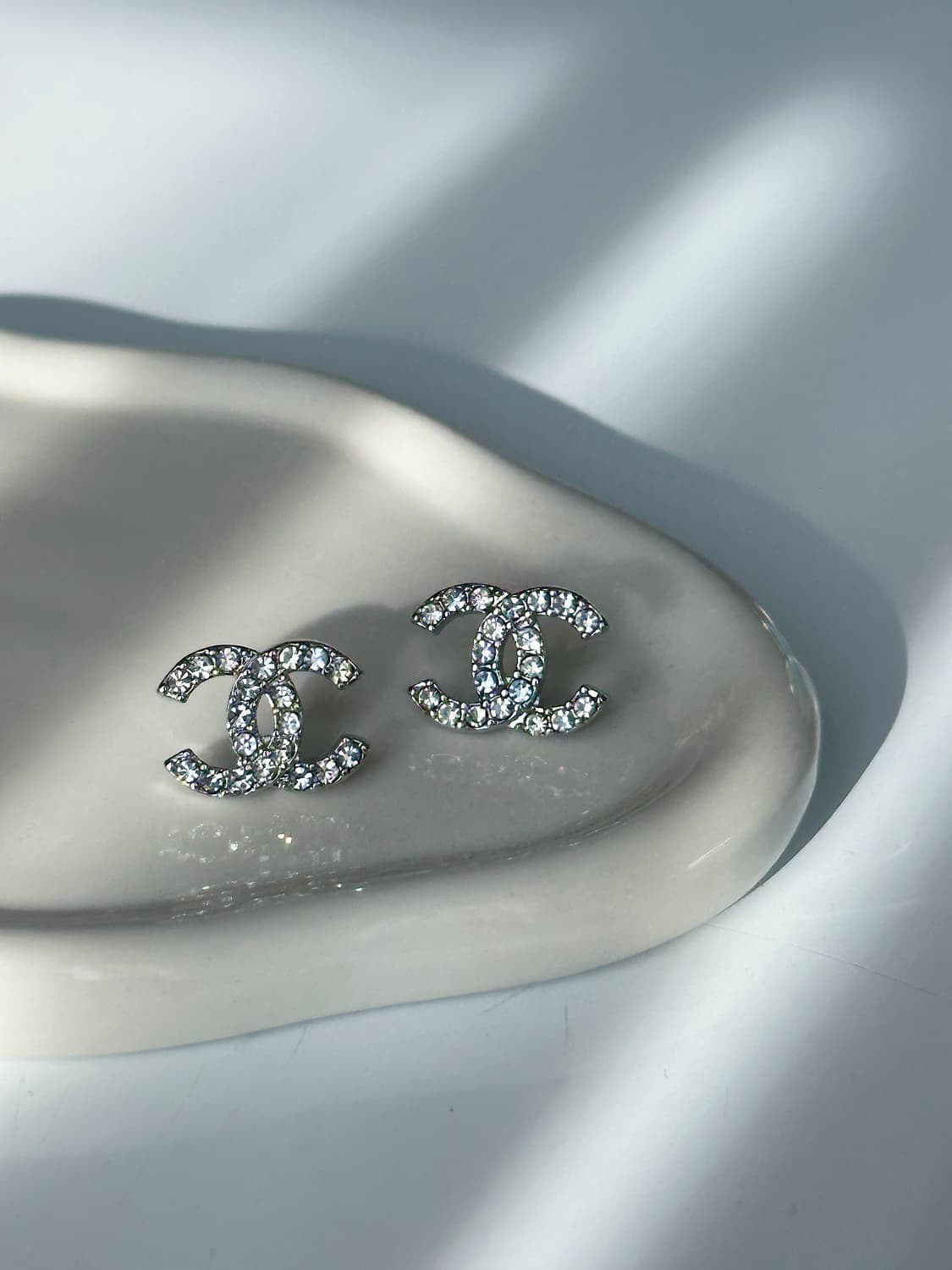 샤넬 크리스탈 귀걸이 실버 업사이클링 상품이미지2
