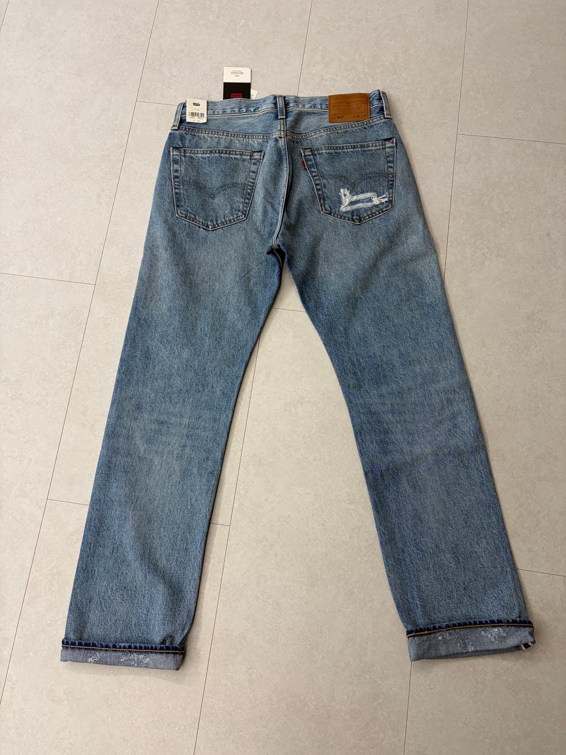 리바이스 프리미엄라인 찢청바지 팔아요 상품이미지1