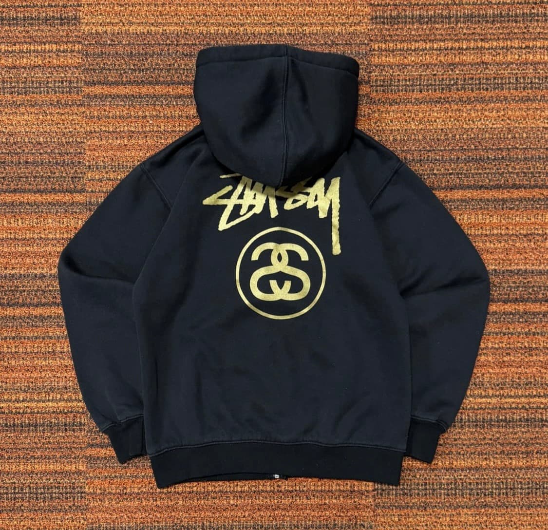 스투시 ss 로고 블랙 골드 후드집업 상품이미지3