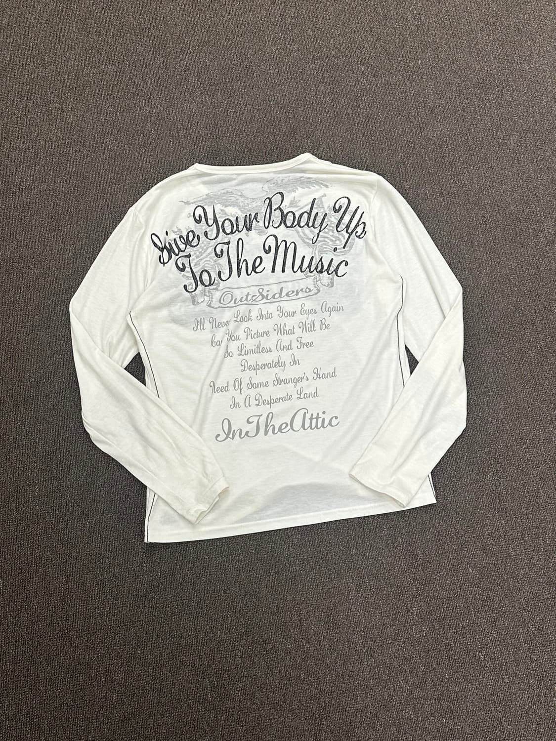 L)IntheAttic 빈티지 자수 레터링 롱슬리브 상품이미지5