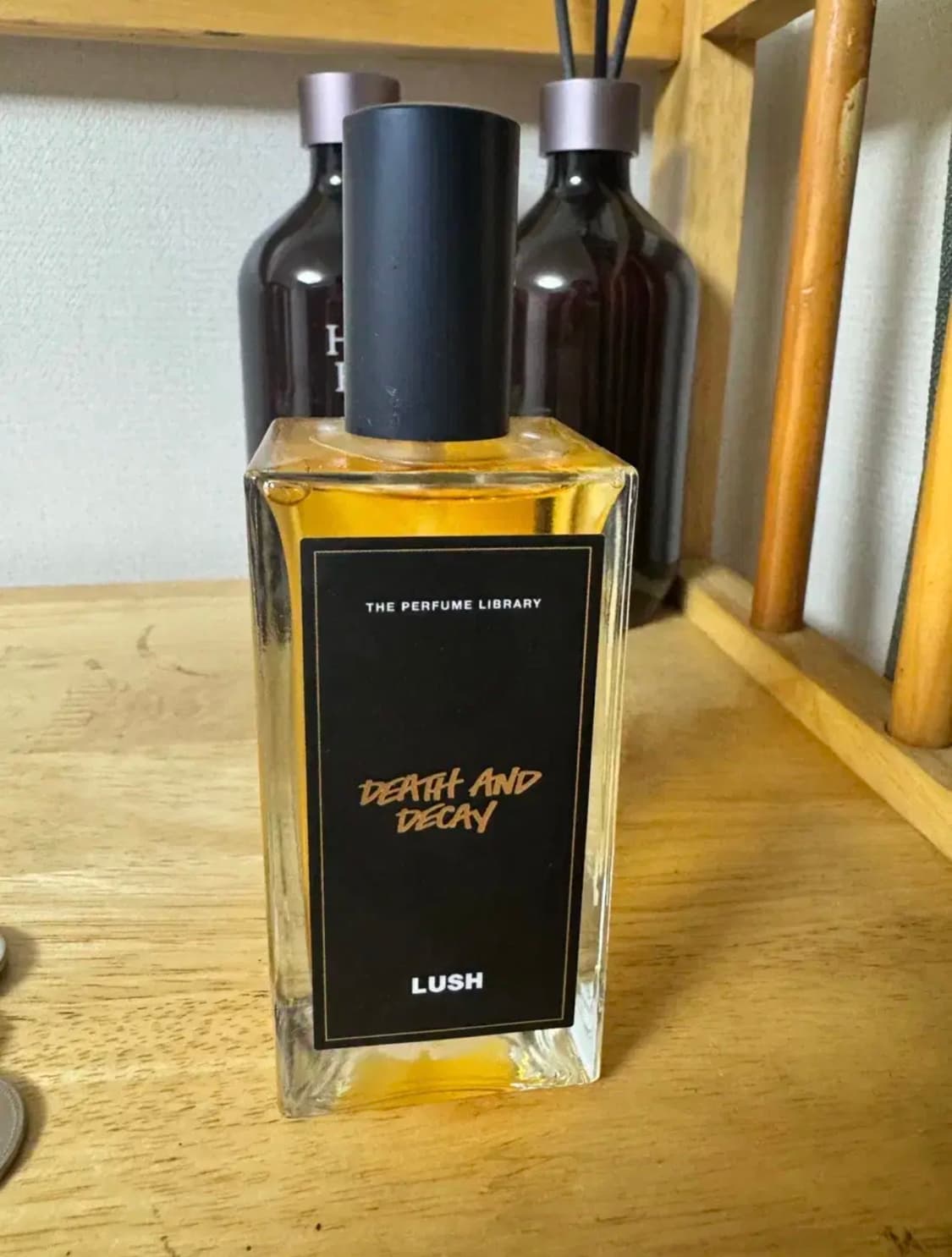 러쉬향수 데스오브데케이 100ml 판매합니다 상품이미지1