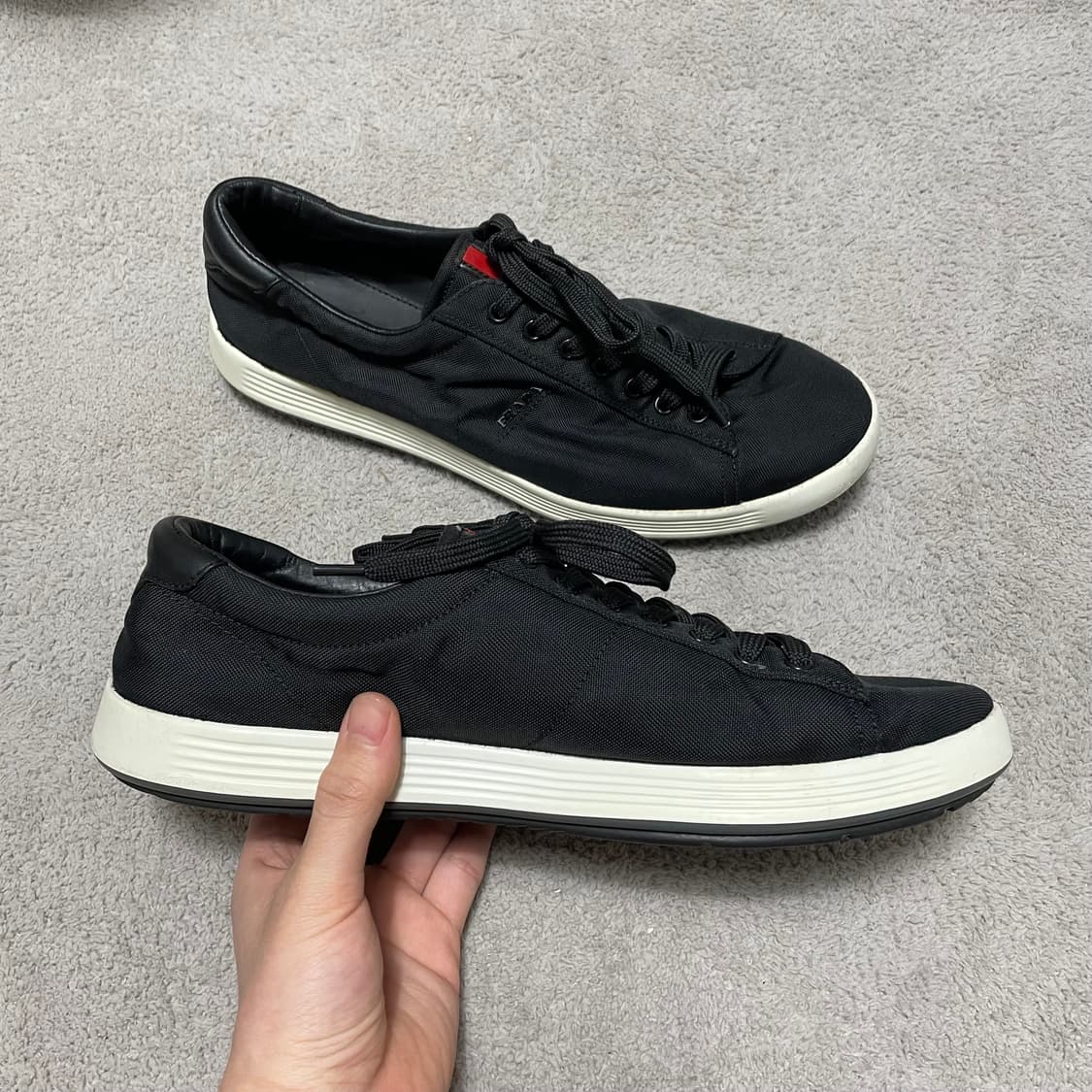 270) 프라다 스포츠 메탈 로고 스니커즈 상품이미지2