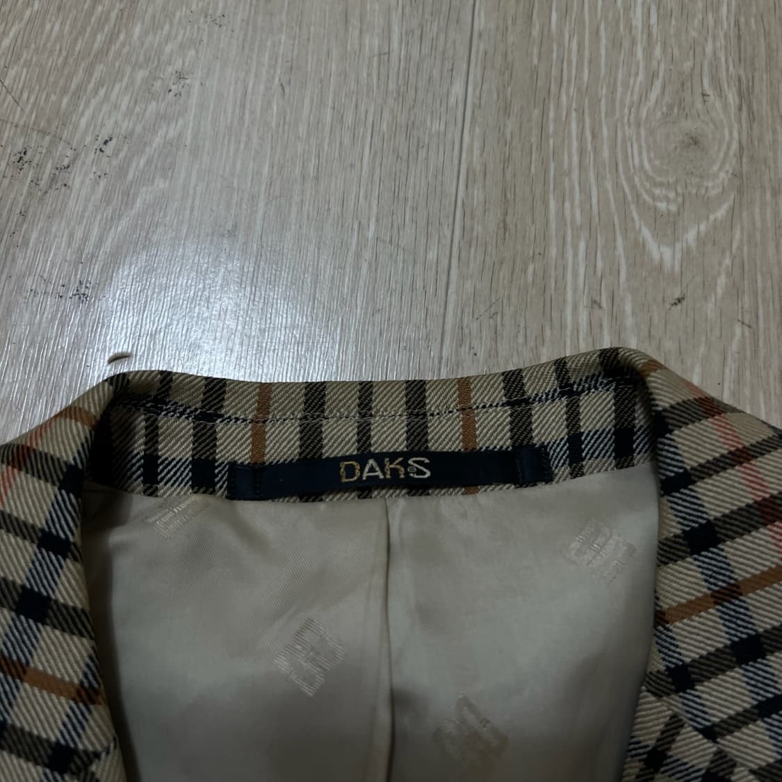 닥스 여성 클래식 체크 자켓 56 상품이미지4