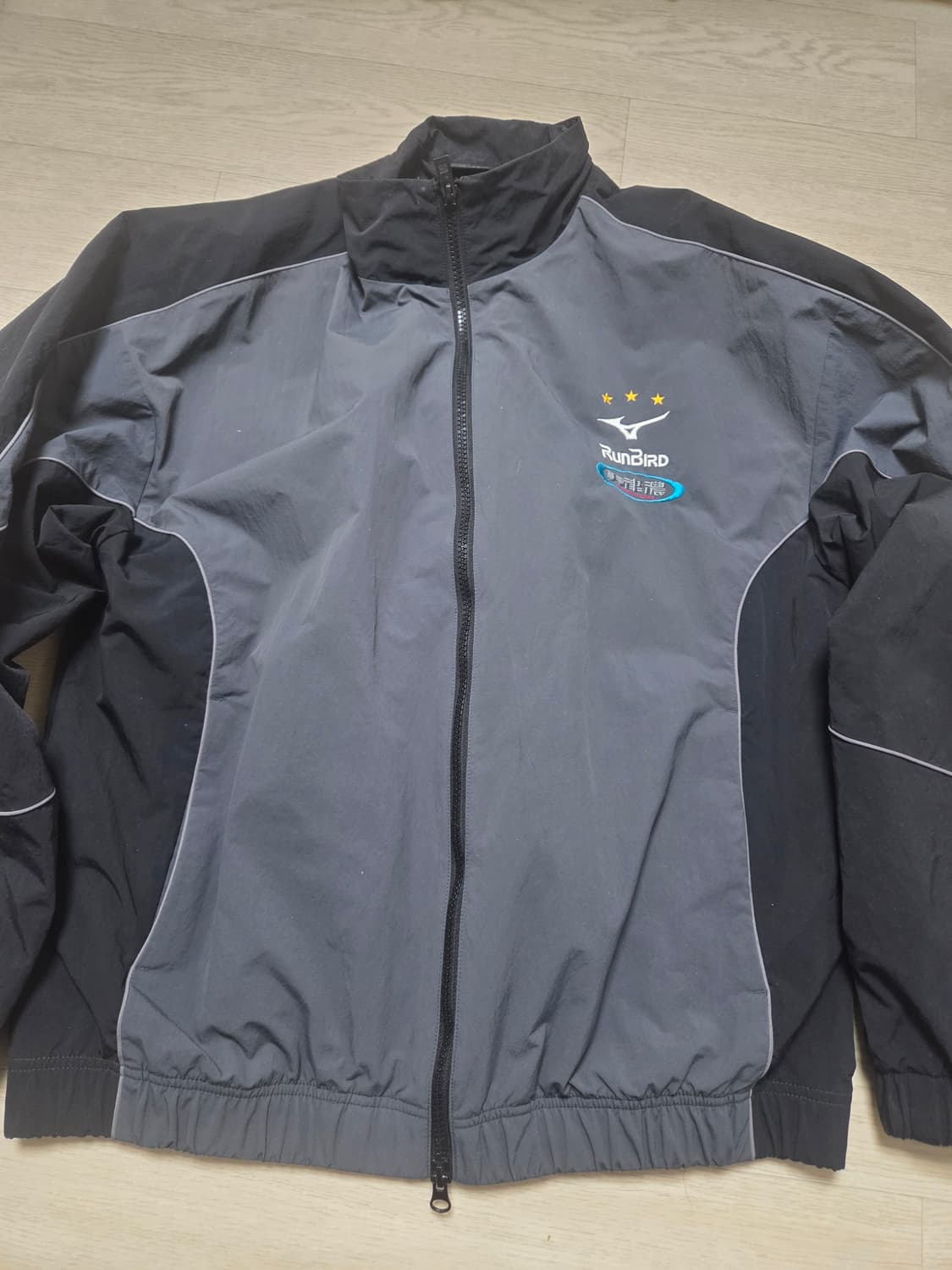 미즈노 런버드 바람막이 블랙/그레이 셋업 상품이미지1