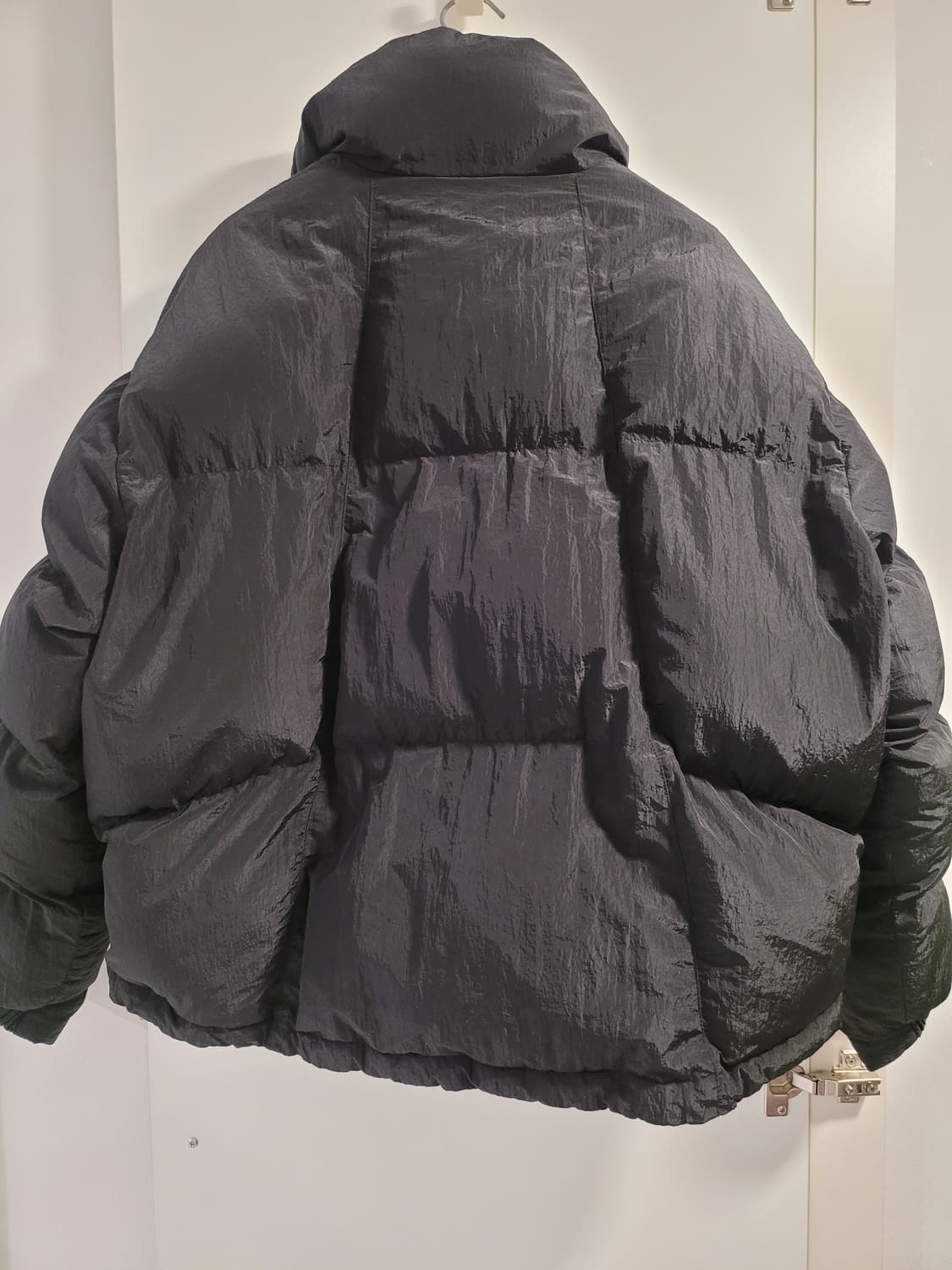 스톤아일랜드 크링클랩스 의 질감과 르마드의 핏이 만났다"  상품이미지2