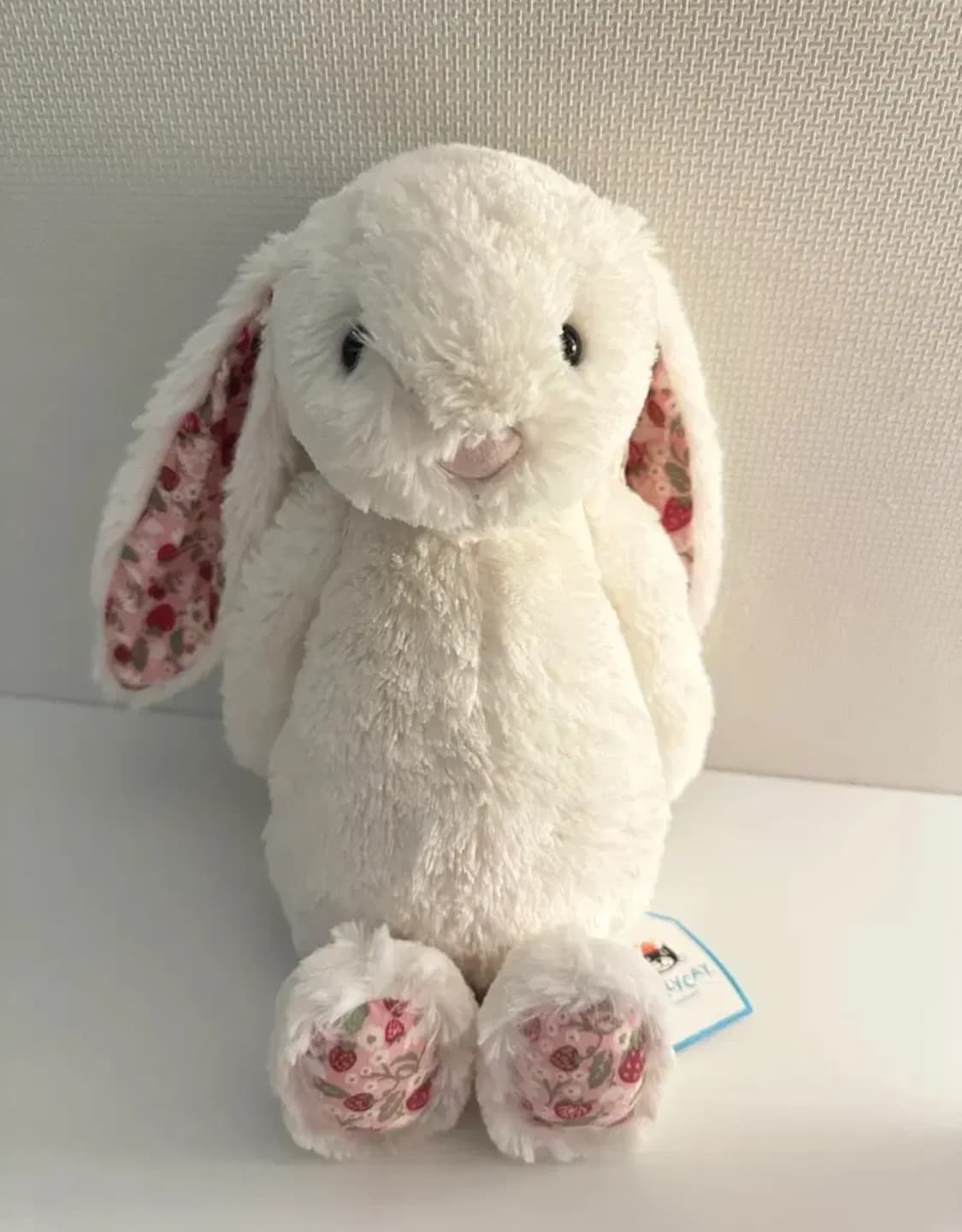 젤리캣 블라썸 베리 크림 버니 M 인형 상품이미지1