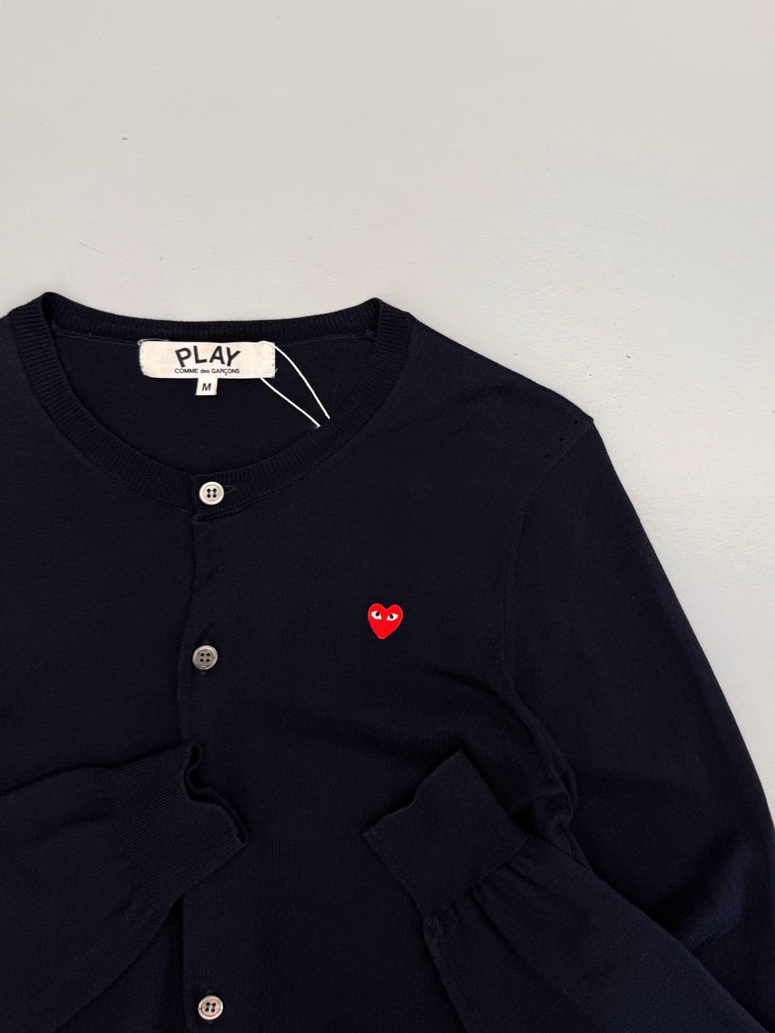 꼼데가르송 루즈핏 딥네이비 스몰 하트 가디건 상품이미지2