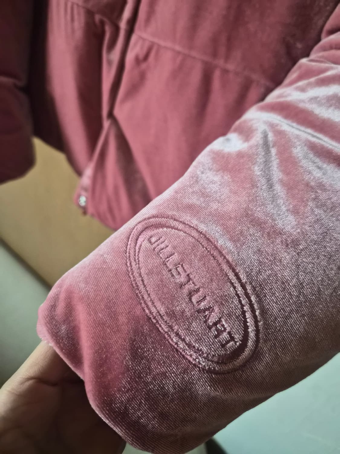 질스튜어트 벨벳푸퍼덕다운 상품이미지6