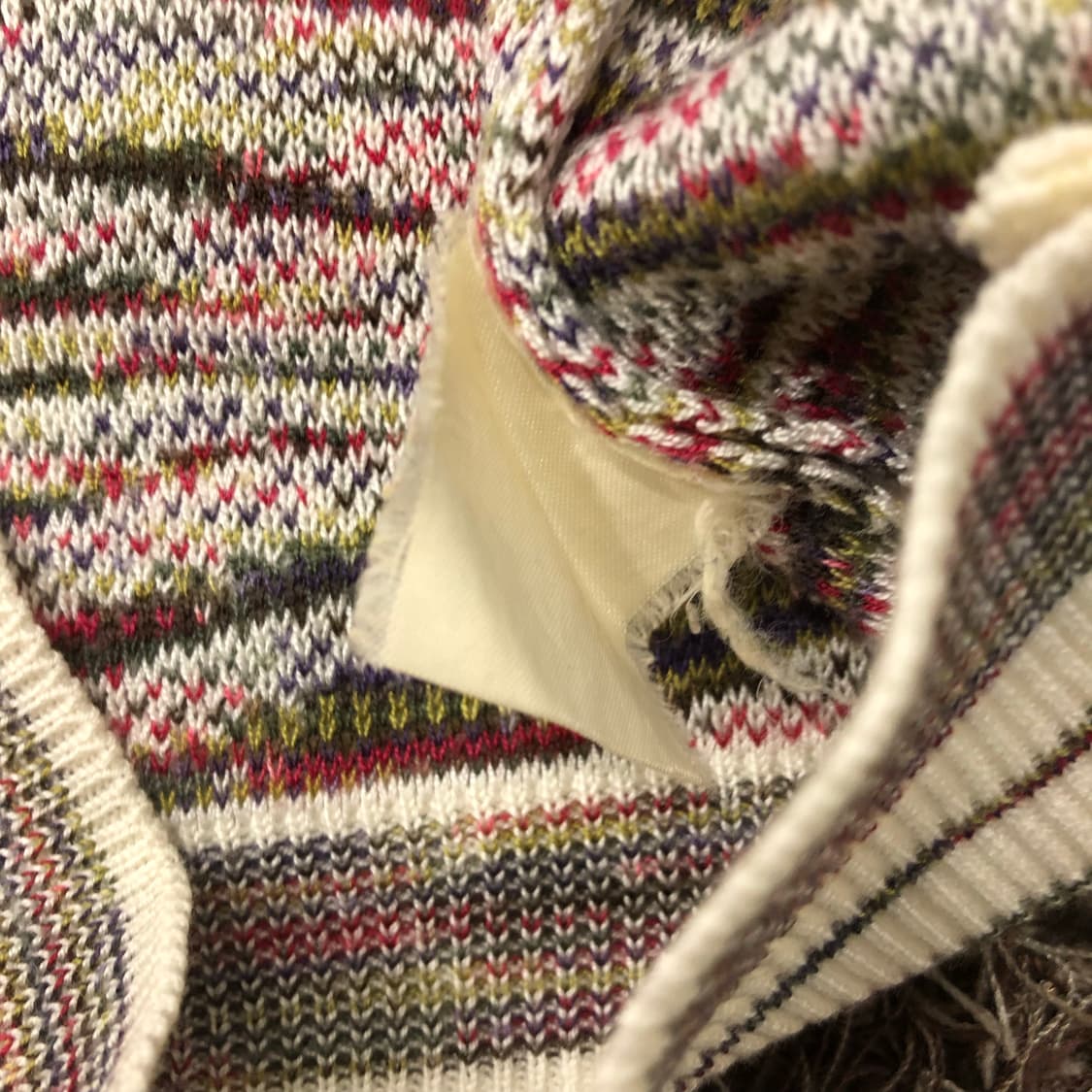 미쏘니 멀티컬러 패턴 니트 상품이미지5