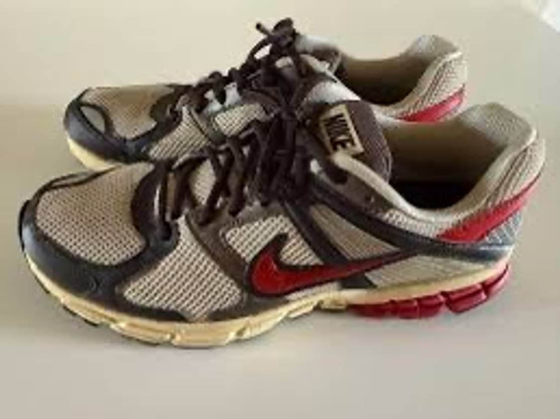 나이키 x 언더커버 갸쿠소우 줌 스트럭처 상품이미지1