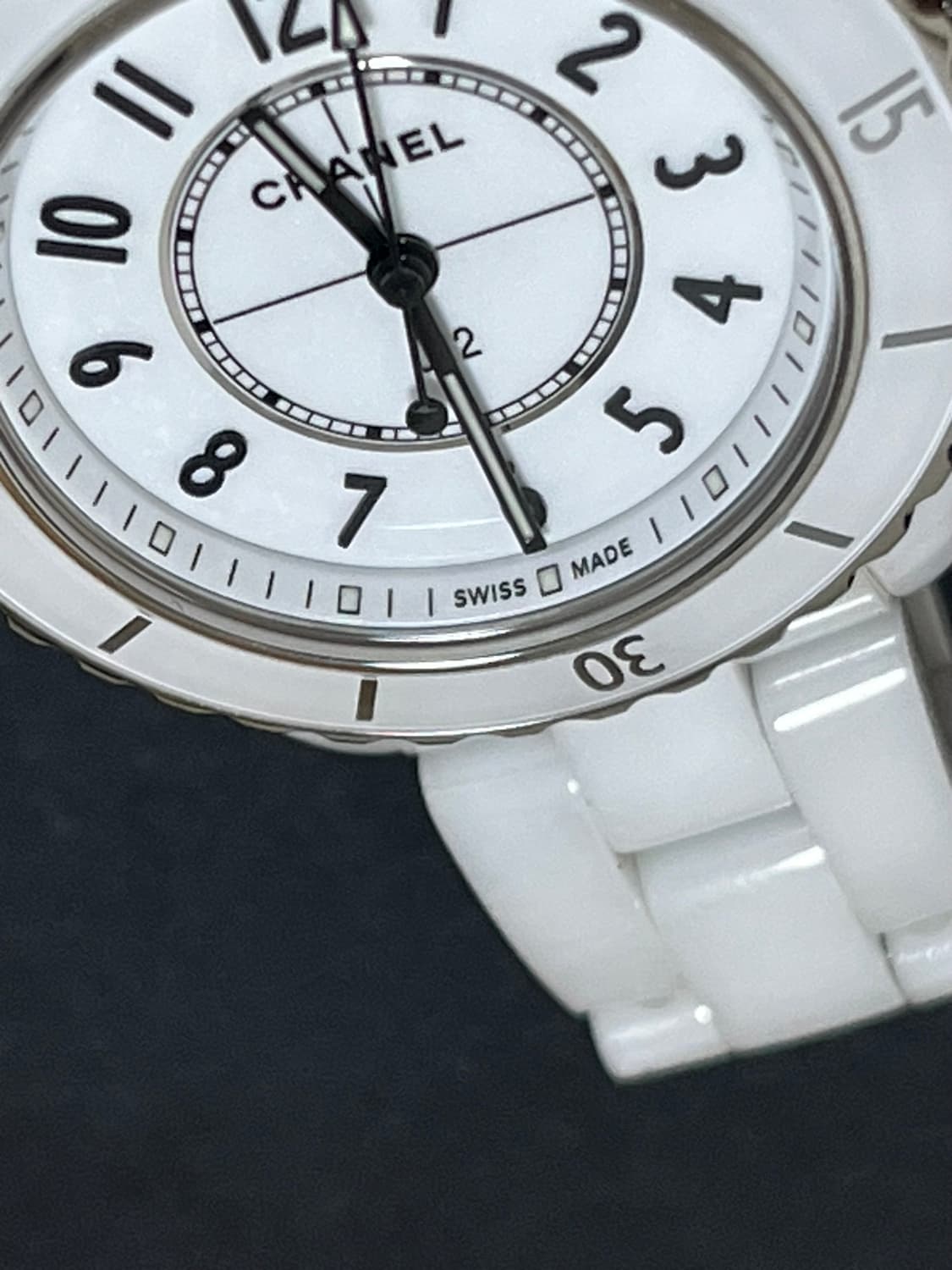 샤넬 / J12 시계 H5698 / 화이트 / 33mm 상품이미지3