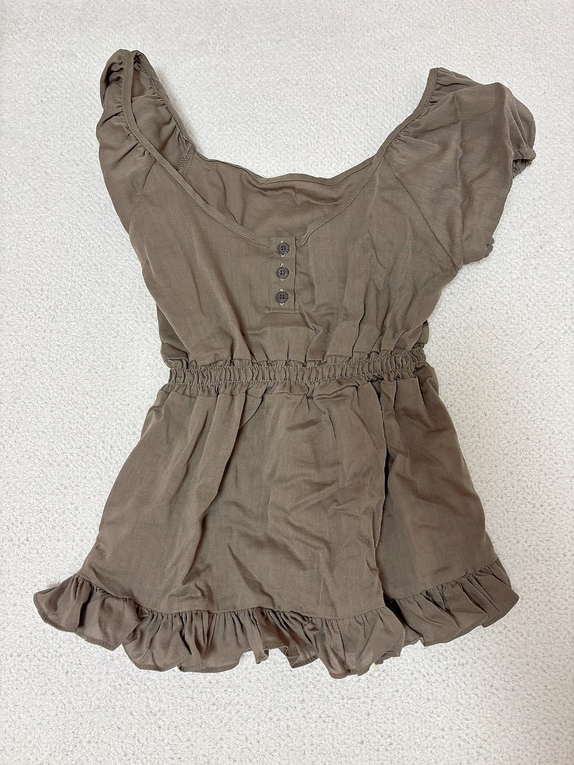 스너그 하치 블라우스 브라운 화이트 세트 상품이미지1