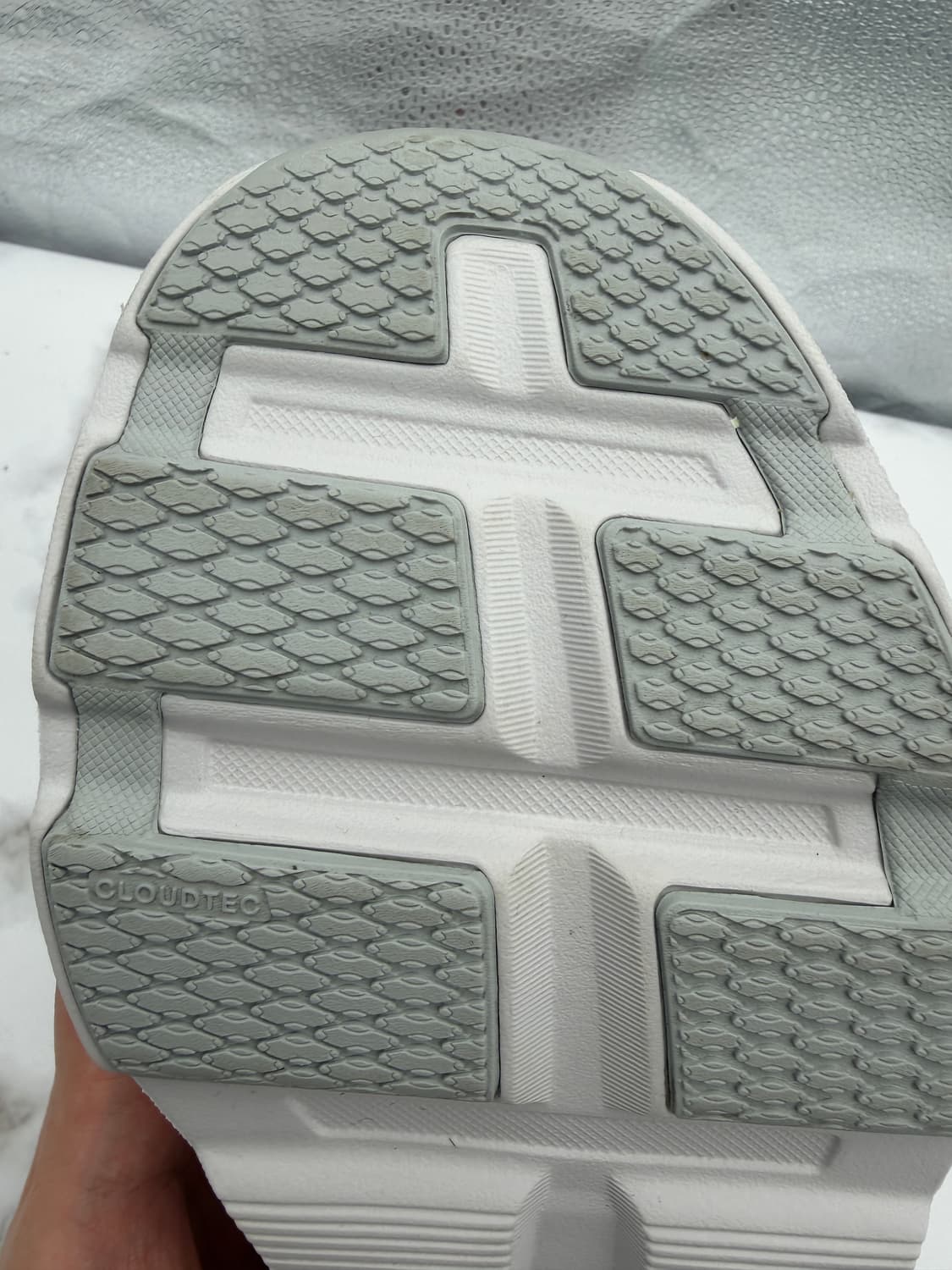 온러닝 클라우드몬스터2 샌드 프로스트 상품이미지4