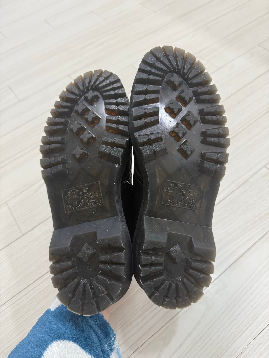 닥터마틴 1461벡스 250 새상품급 상품이미지4