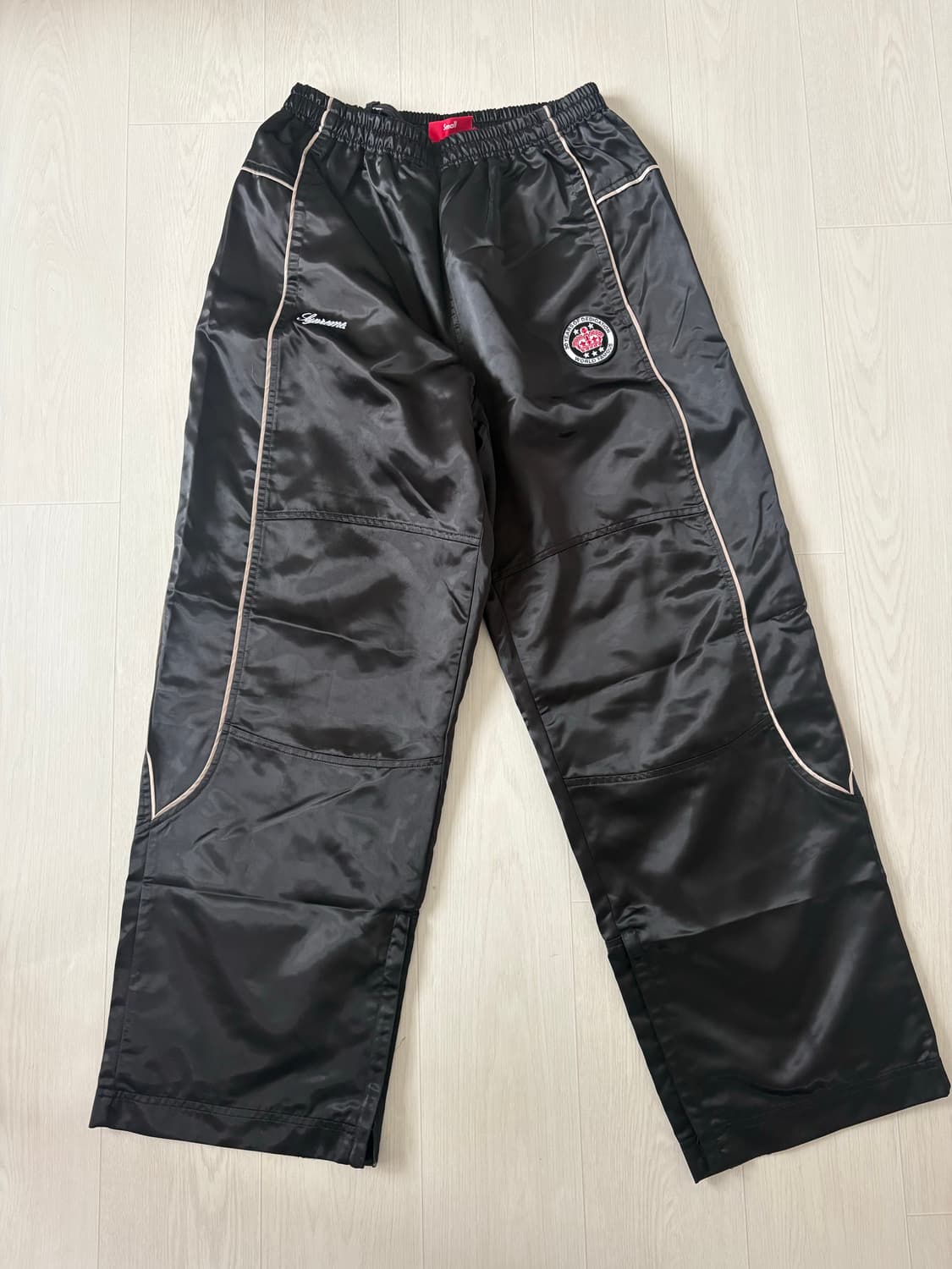Supreme Satin Track Pant Black 24SS 상품이미지2