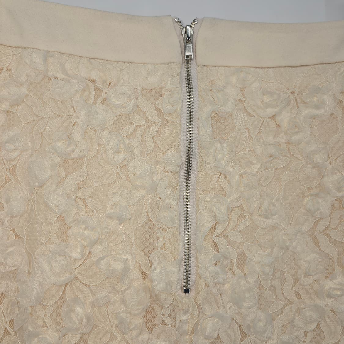 듀이듀이 로즈 레이스 스커트 아이보리 상품이미지4