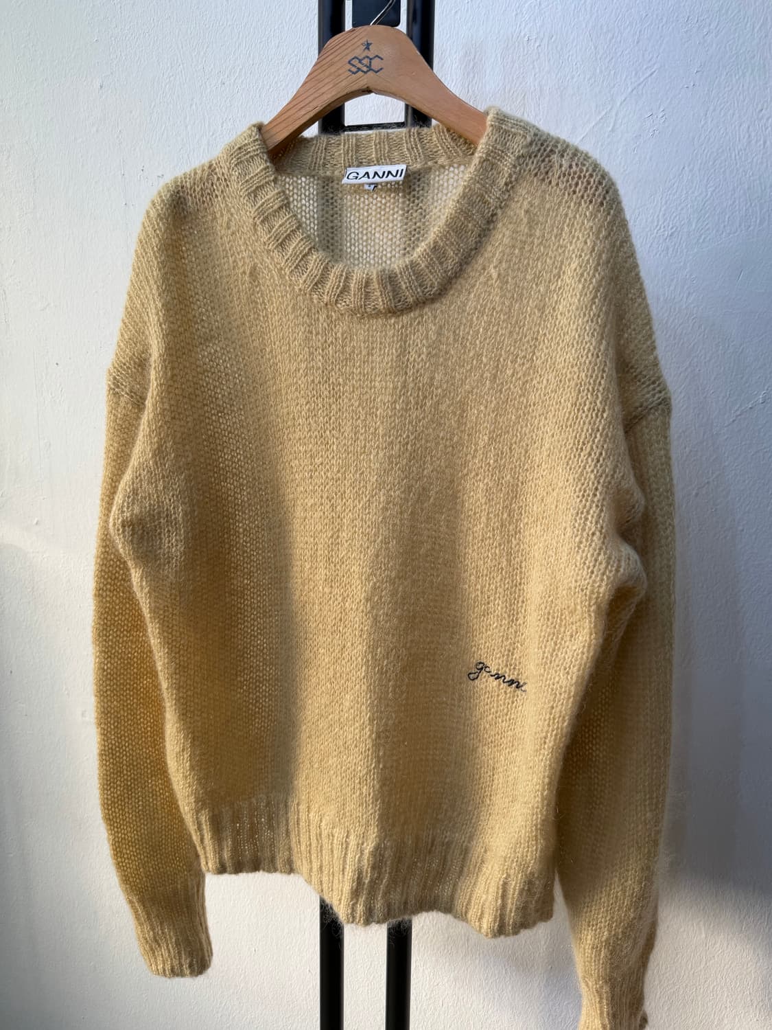 정품) GANNI 가니 자수로고 오버핏 니트 스웨터 S/M 상품이미지3