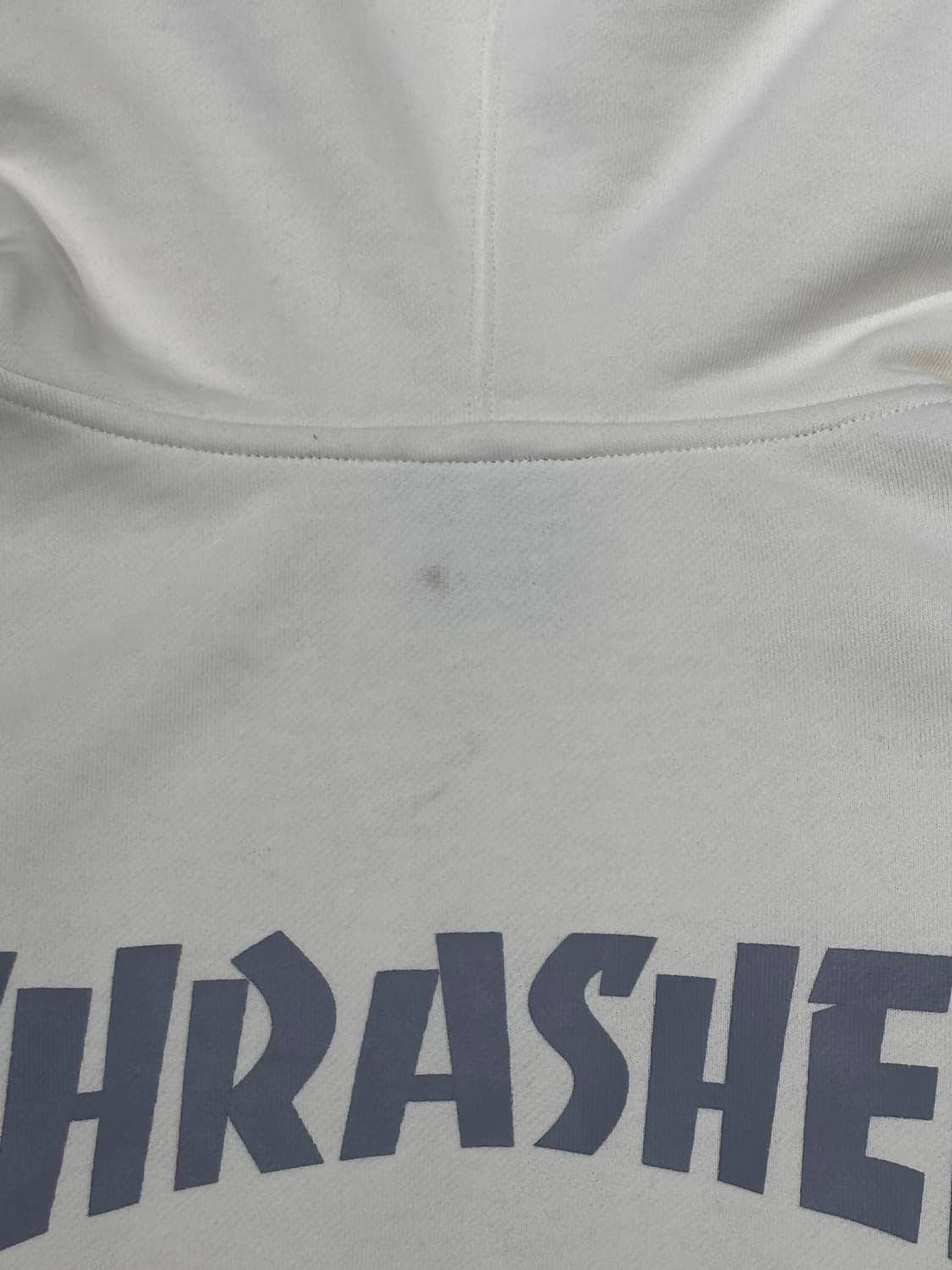 트레셔 빅로고 투웨이 크림 후드집업 상품이미지10