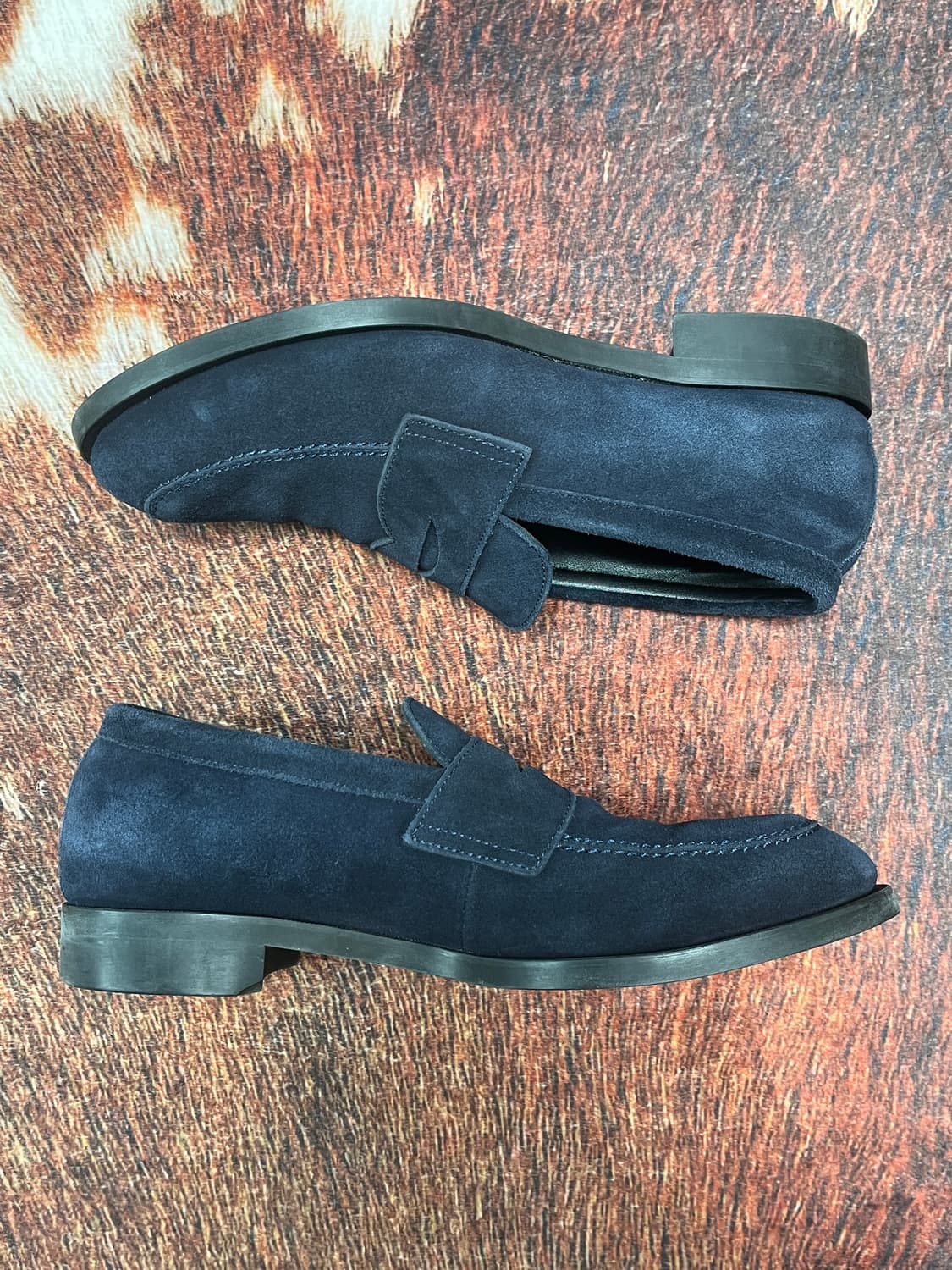 [270] 포스트맨 x 예일 스웨이드 페니 로퍼 네이비 상품이미지3