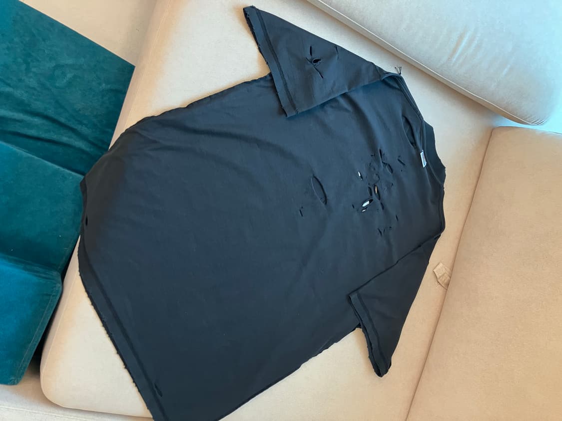 Balenciaga inside out distressed tee 상품이미지4