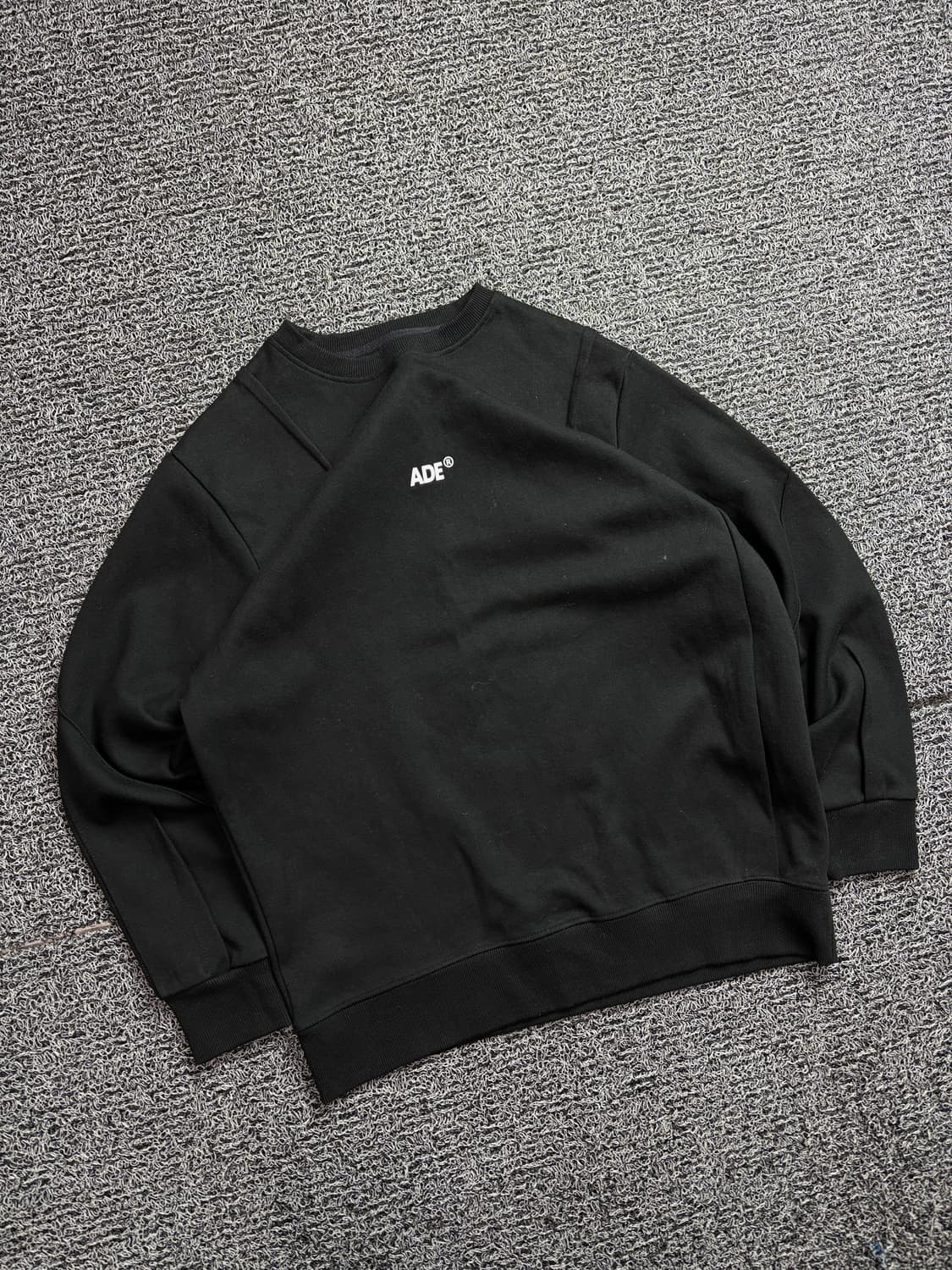 아더에러 헤비코튼 크루넥 스웻 셔츠 블랙 2170 상품이미지1