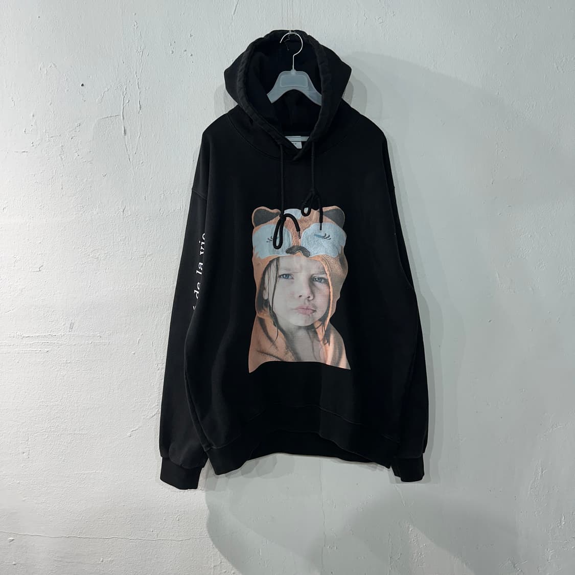 아크메드라비 후드티 상품이미지1