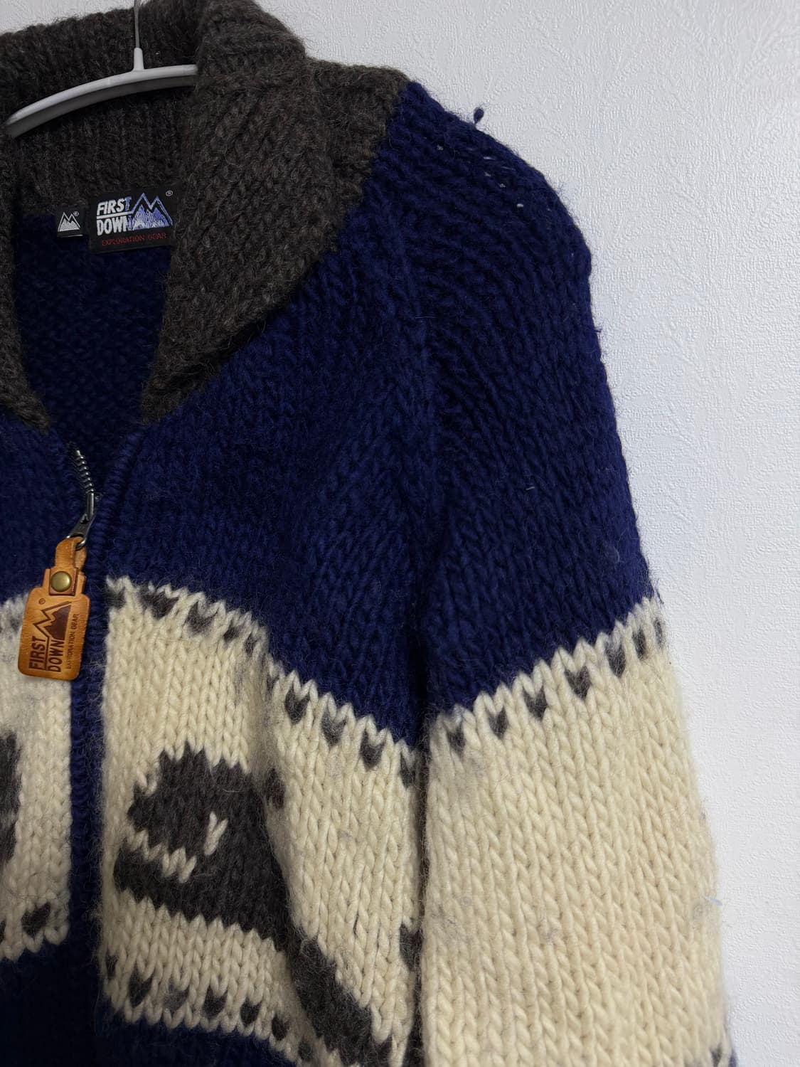 퍼스트 다운 코위찬 울 니트 가디건 상품이미지3