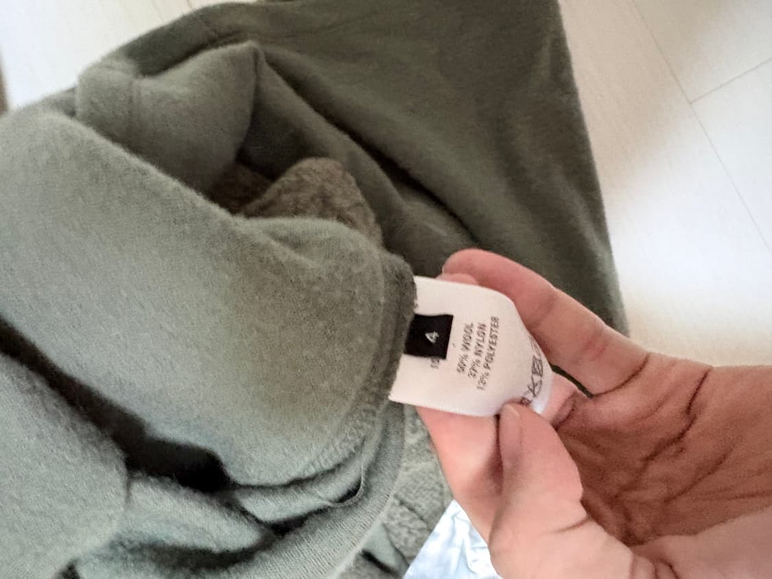 Hyein seo 혜인서 테크 울 후디 상품이미지4