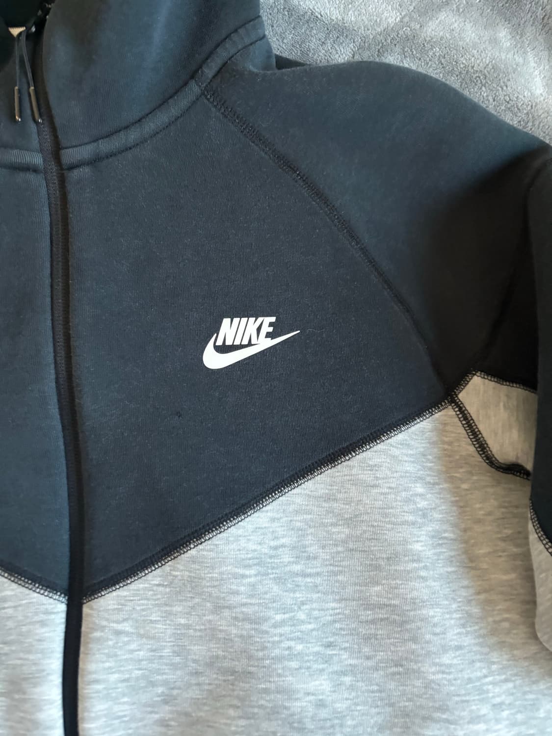 나이키 테크팩 블랙그레이 희귀색상 l 상품이미지4