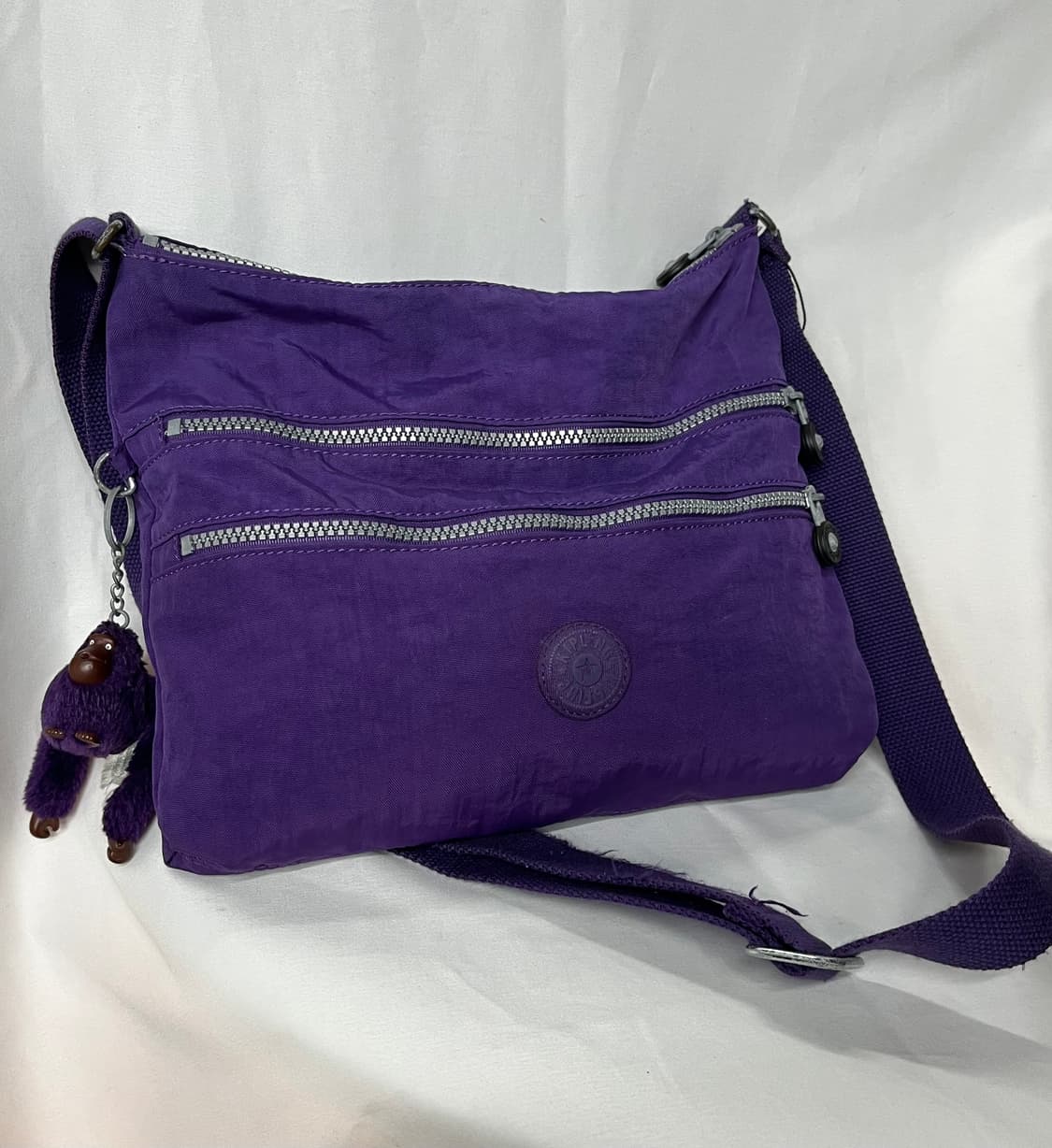 키플링 퍼플 크로스 숄더 백 상품이미지1