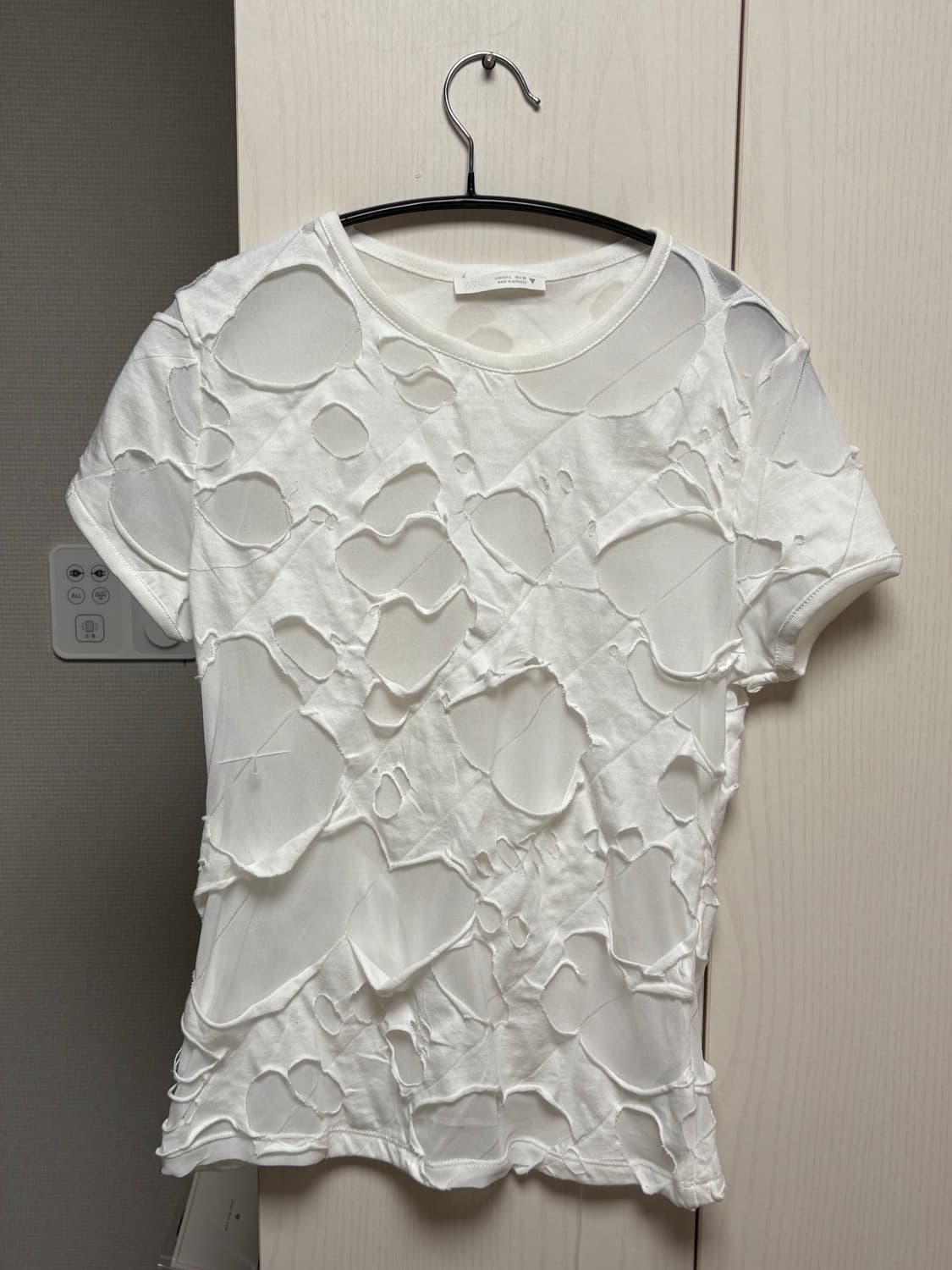 zara 데미지드 반팔티 상품이미지1