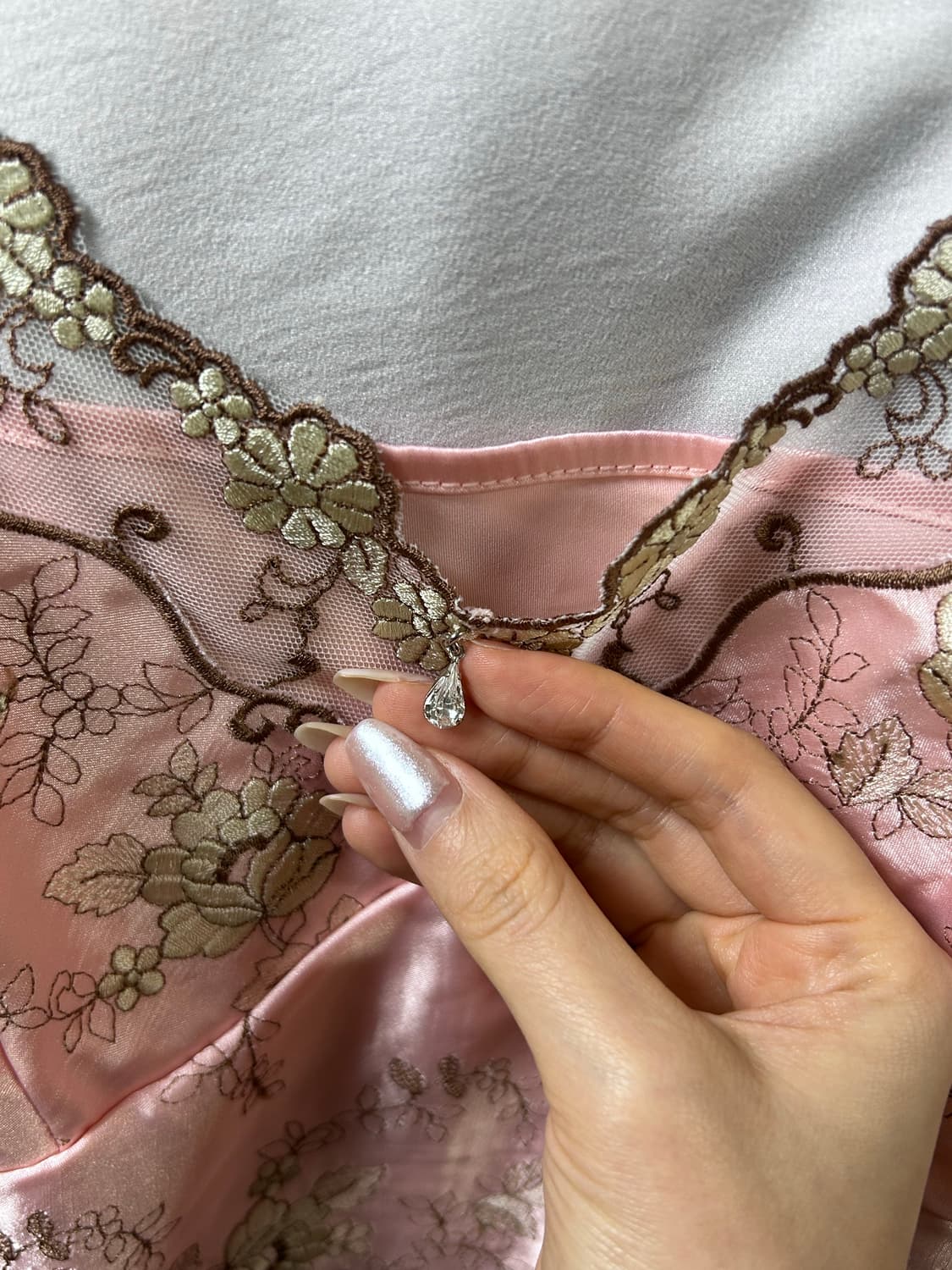 리즈리사st 고급스러운 베이비핑크 꽃무늬 실크 레이스 슬립 새상품  상품이미지7